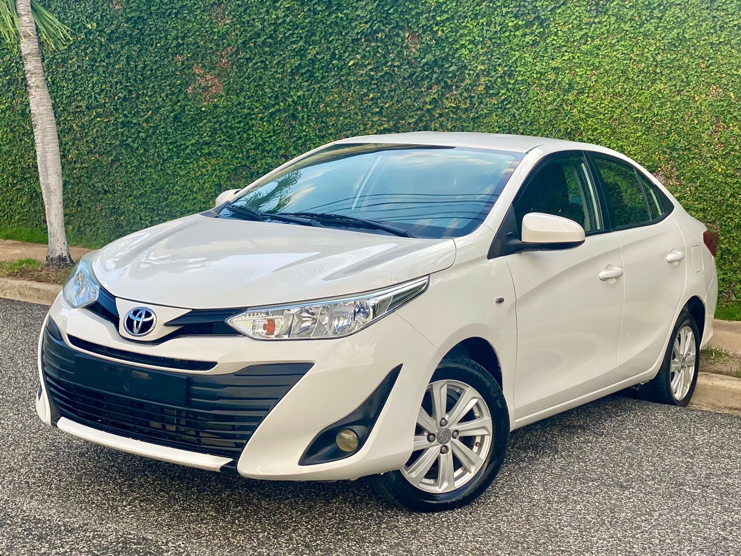 carros - Toyota Yaris 2020