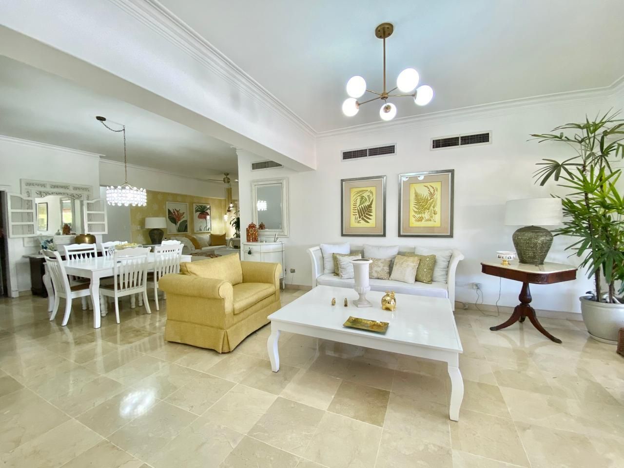 apartamentos - Alquiler Amueblado y Amplio en Los Cacicazgos