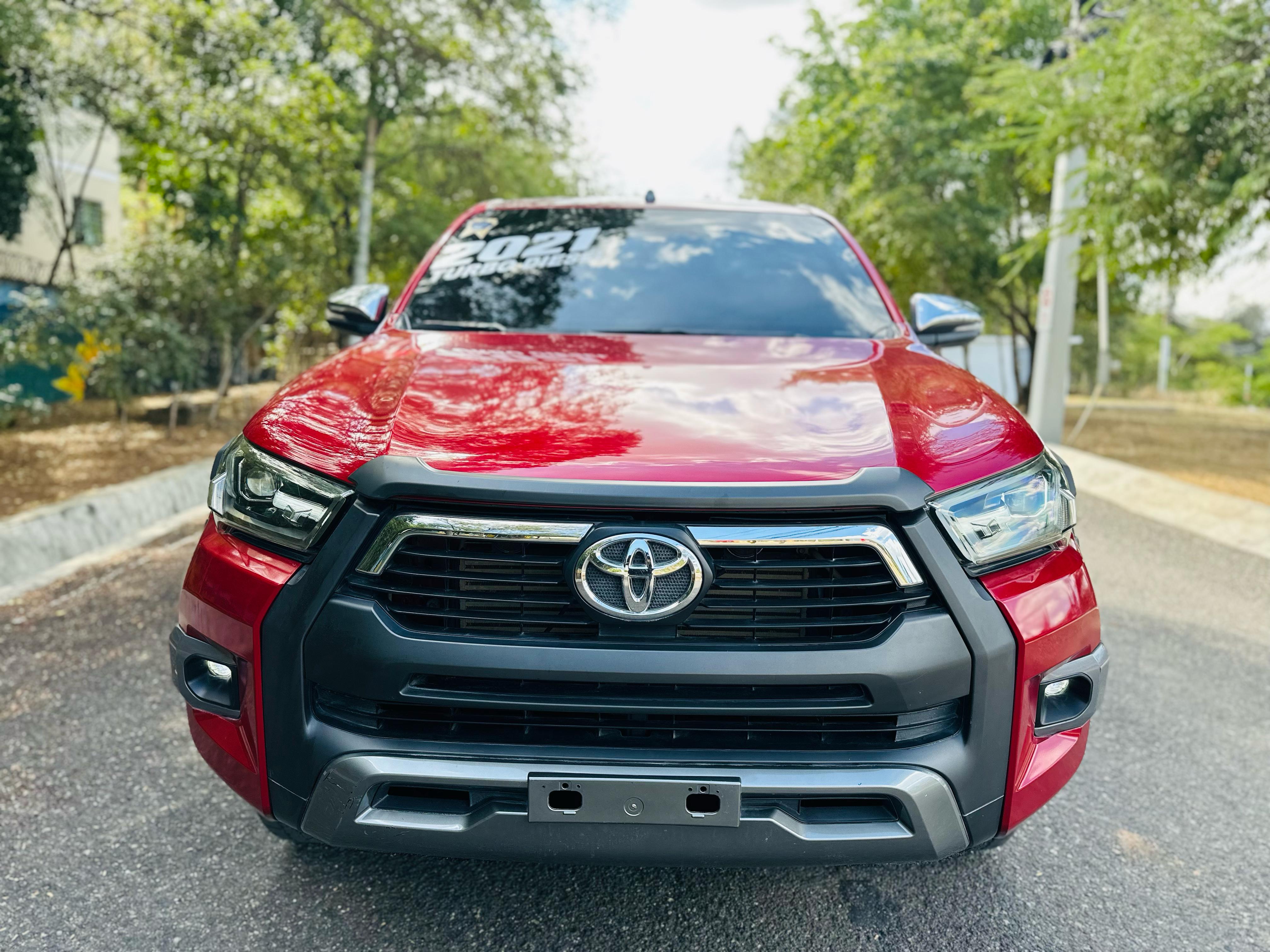 jeepetas y camionetas - Toyota hilux SRV límite 2021 2