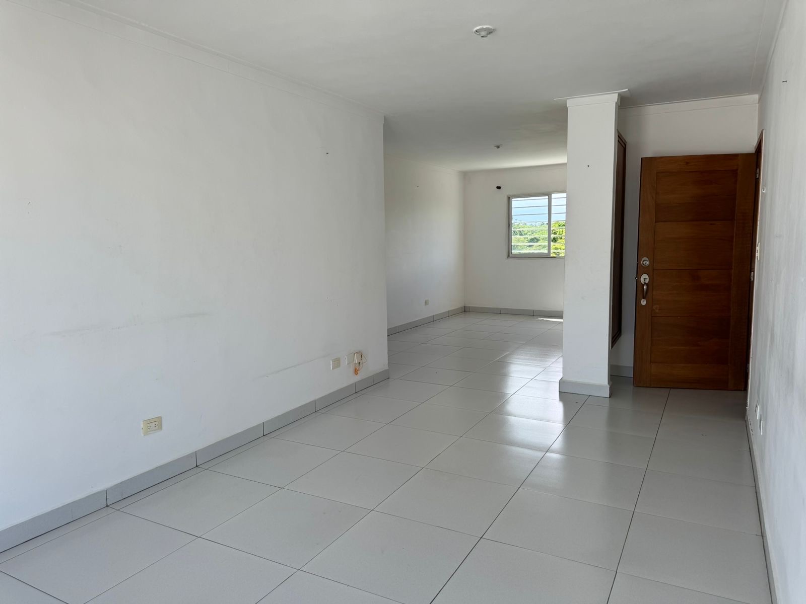 apartamentos - alquilo en palma real y vendo también  5