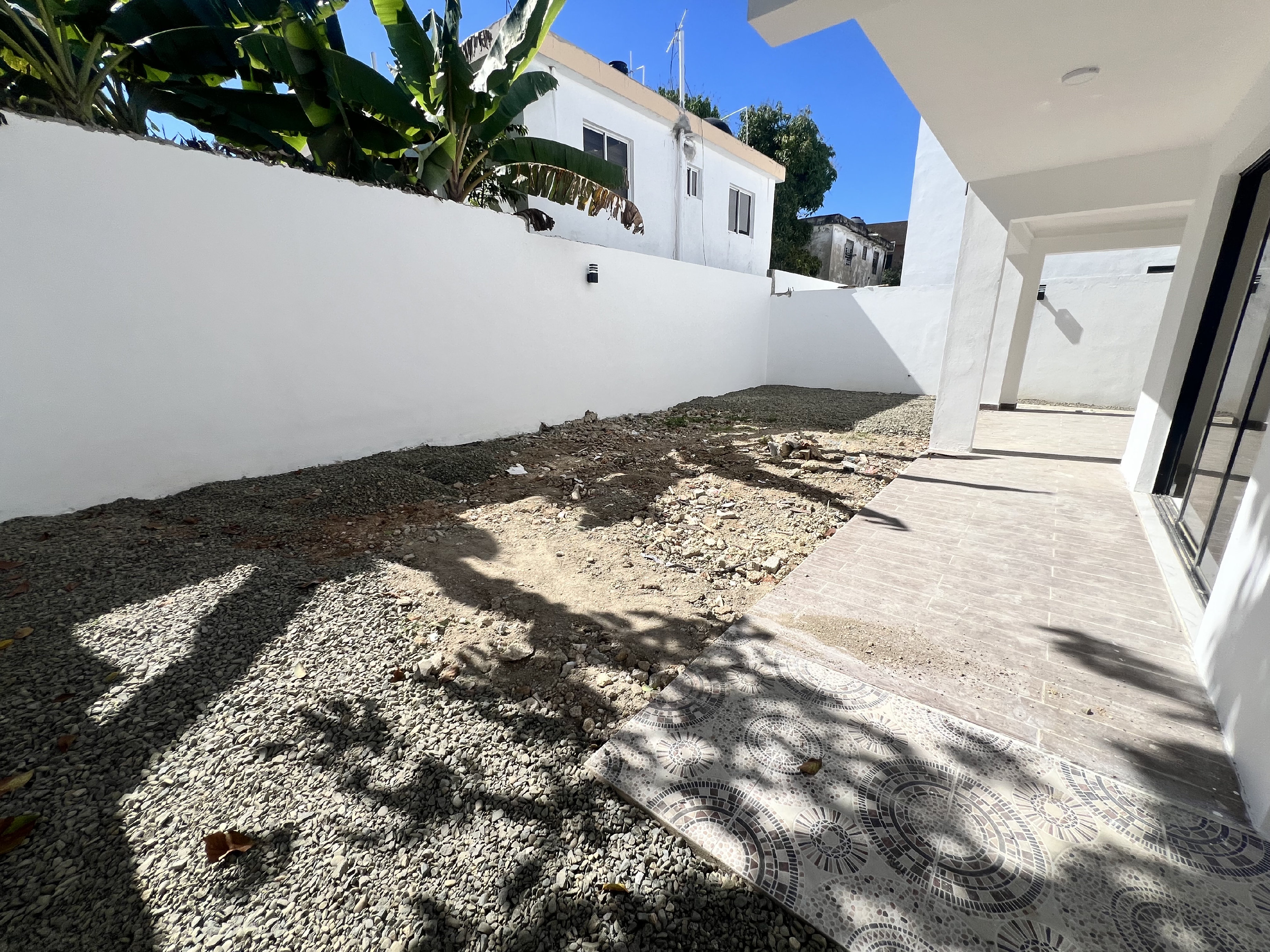 casas - venta de lujosa casa en la autopista de san isidro Santo Domingo este  9