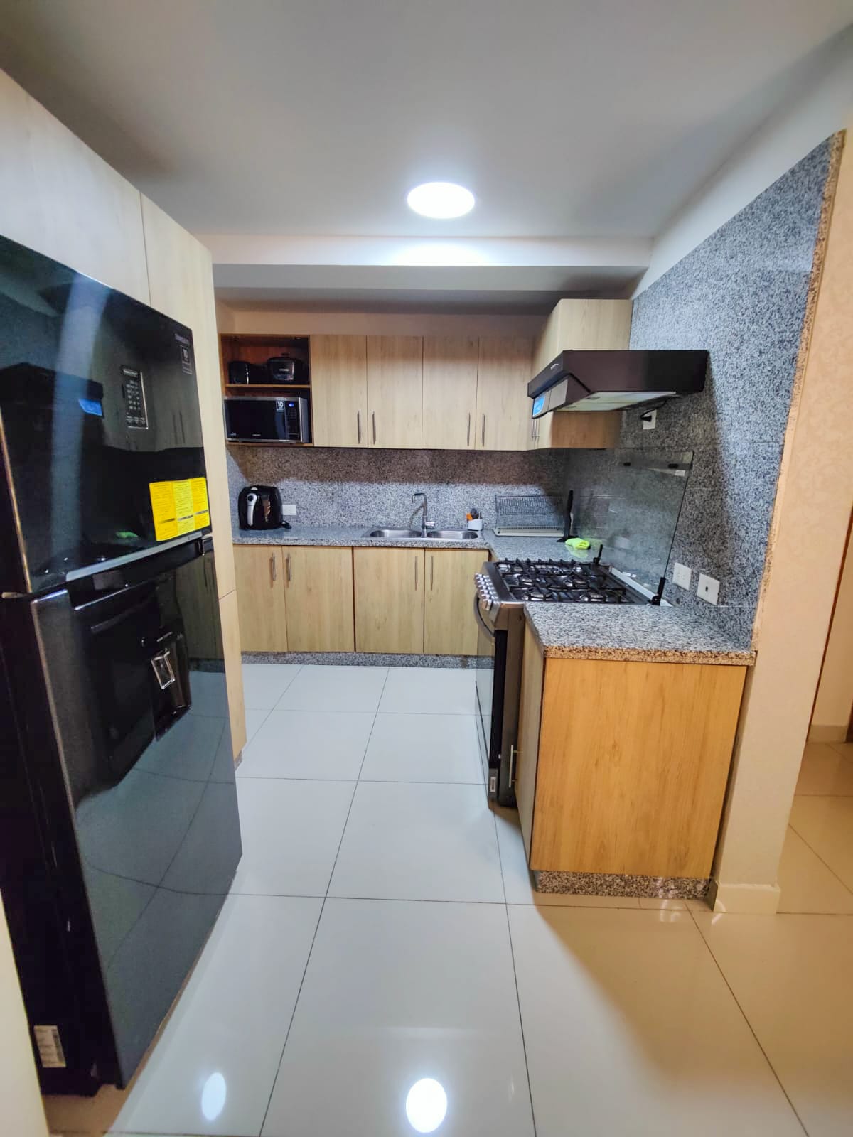 apartamentos - Bello apto en Mirador Norte, próximo a 27febrero y nuñez ideal para negocios..  4