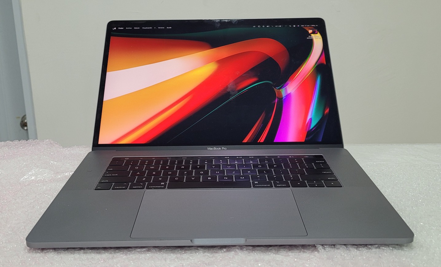 computadoras y laptops - Macbook Pro A1990 15 Intel i7 Ram 32gb SSD 1TB AÑO 2018