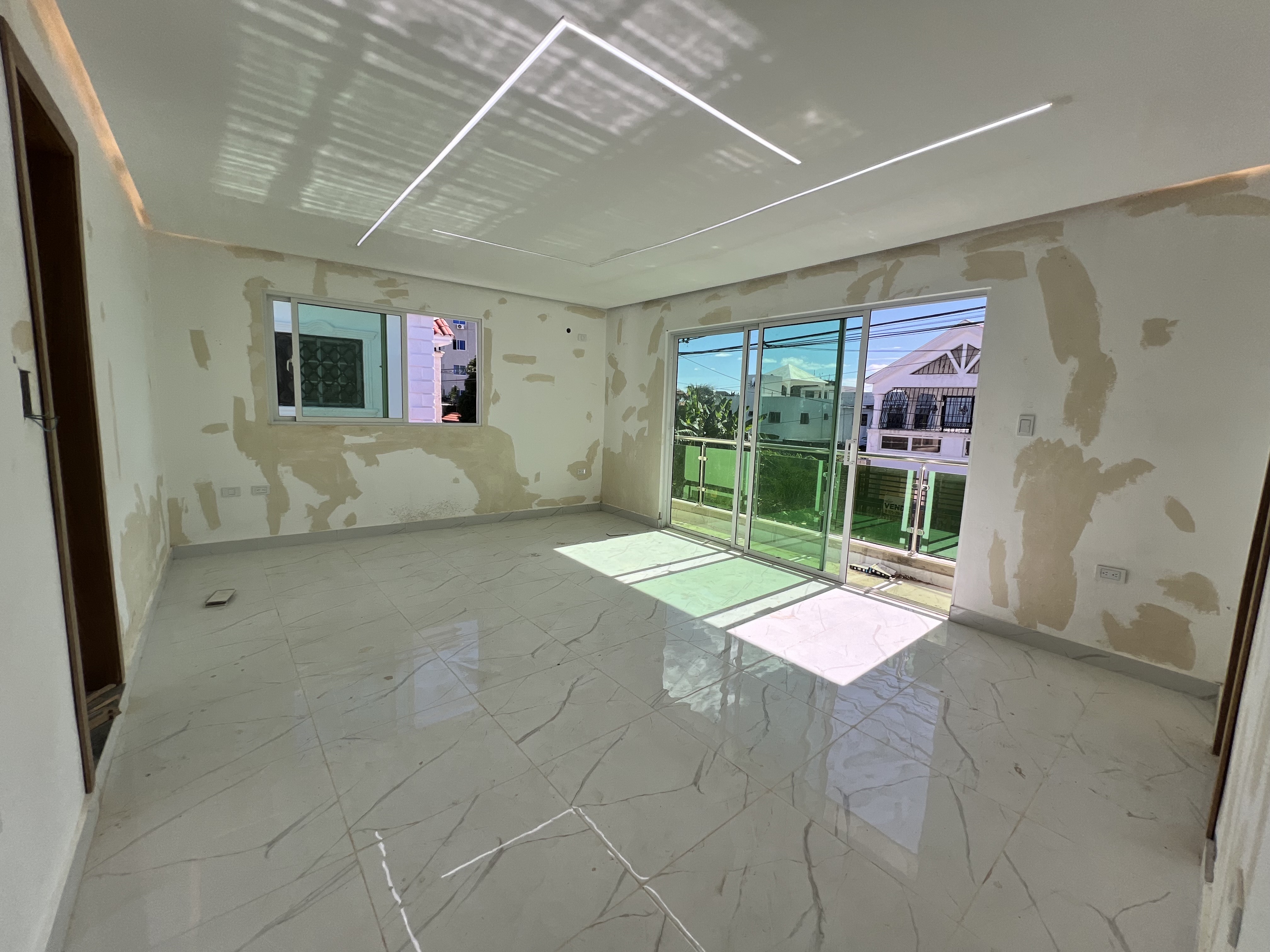 casas - Venta de casa con piscina mega patio autopista de san Isidro zona exclusiva  7