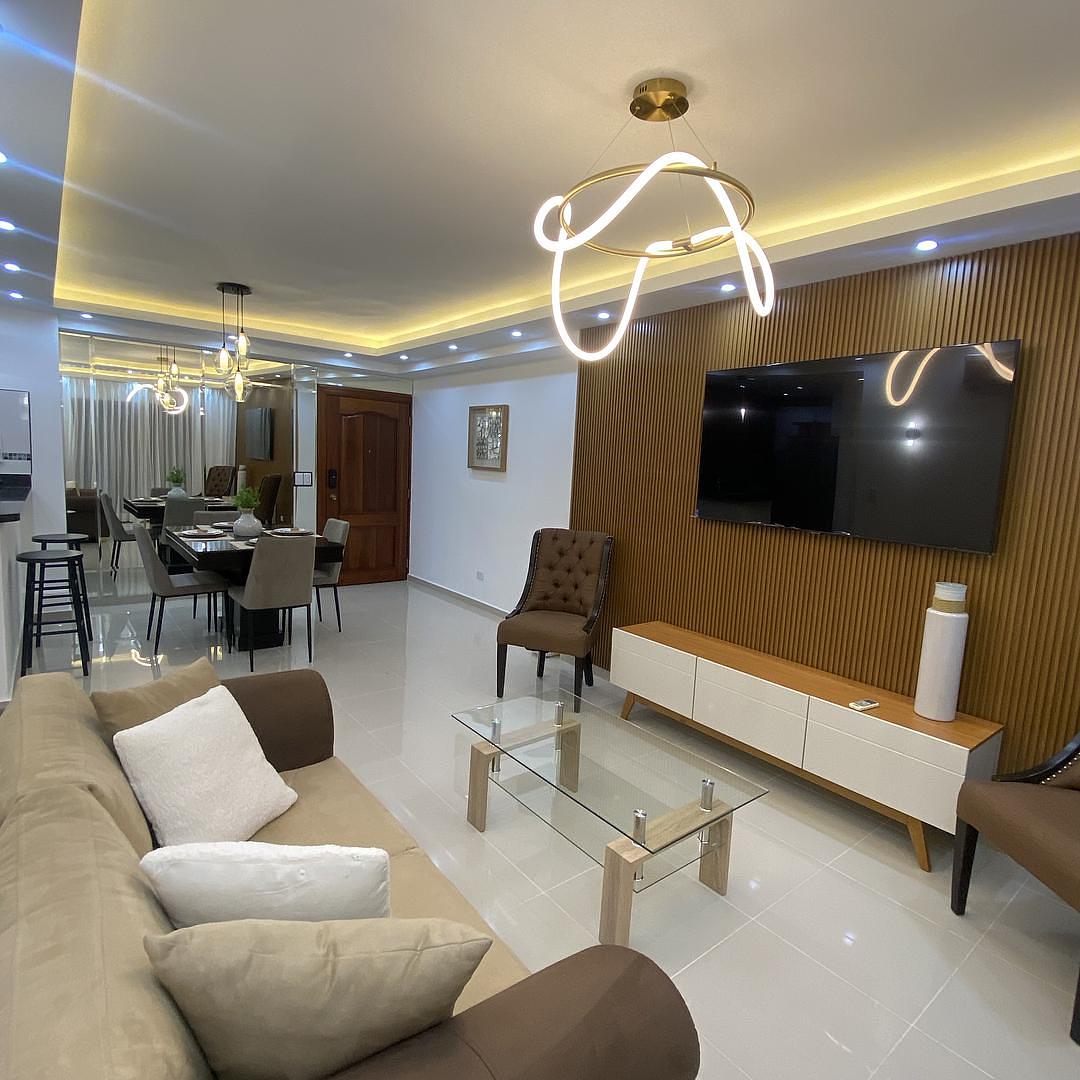 apartamentos -  Bella Vista: Amueblado full, céntrico. moderno e iluminado us1,200