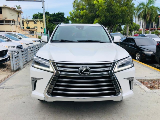 jeepetas y camionetas - LEXUS LX570  2019