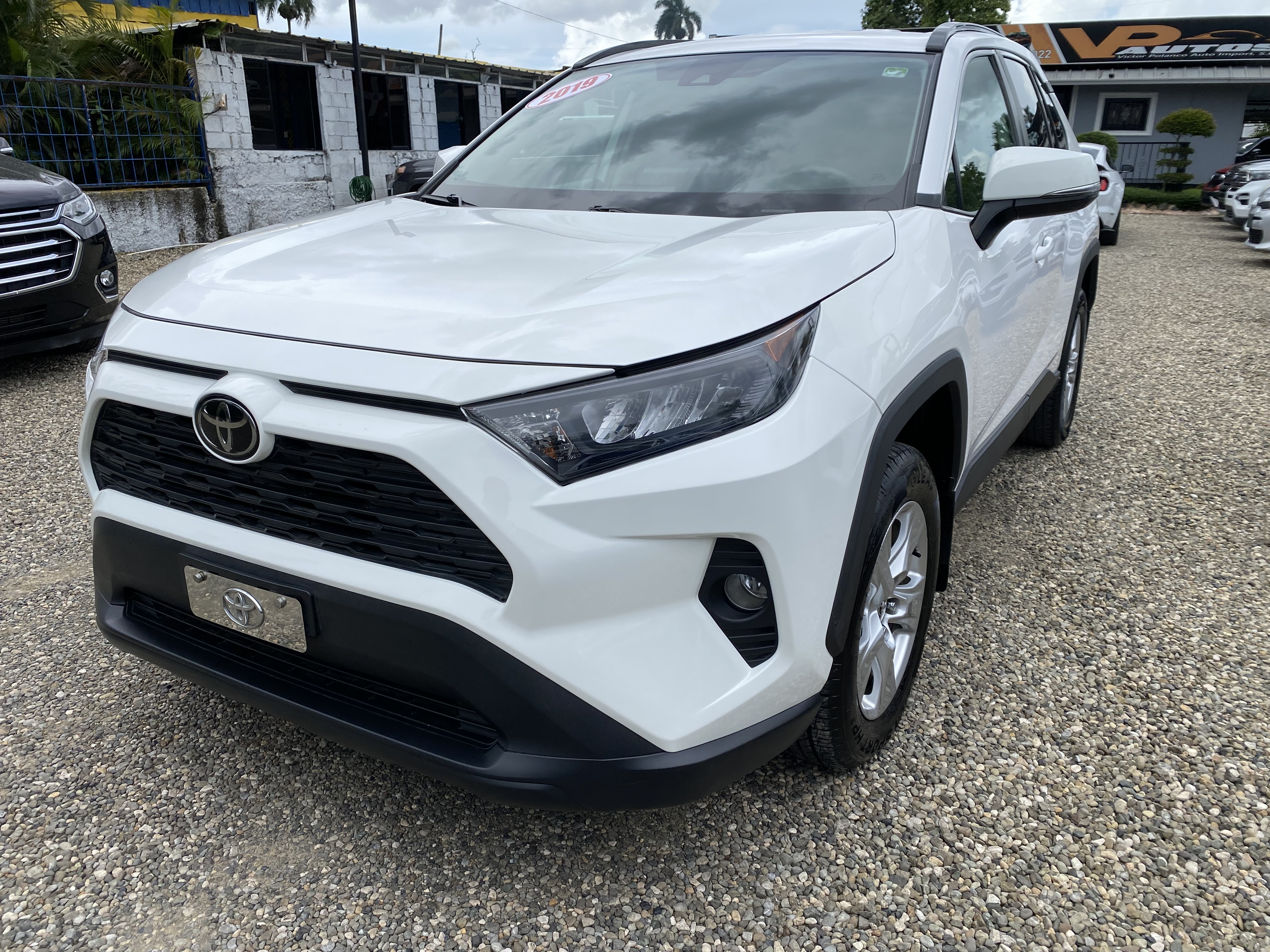 jeepetas y camionetas - TOYOTA RAV4 LE AWD