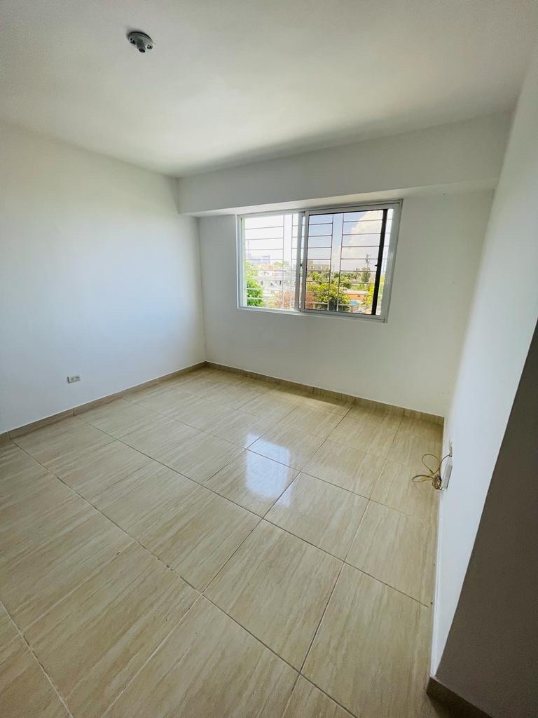 apartamentos - Apartamento en venta torre Ens. Ozama 4