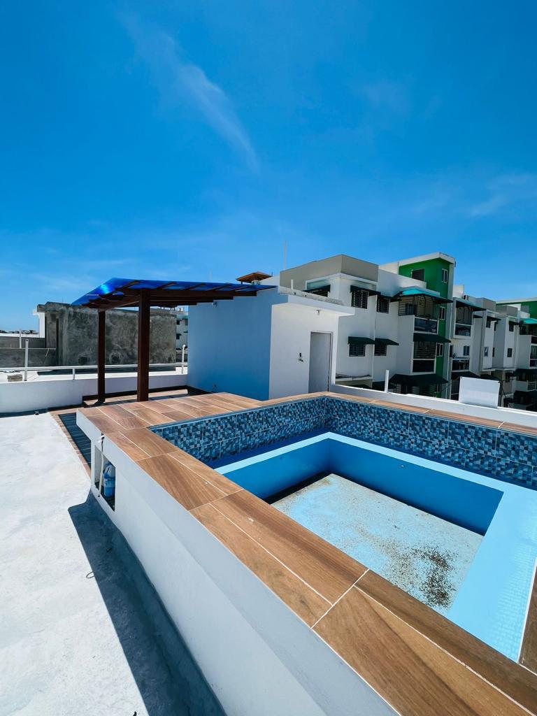 casas - Venta de casa con Jacuzzi en la autopista de San Isidro, Brisa Oriental 3