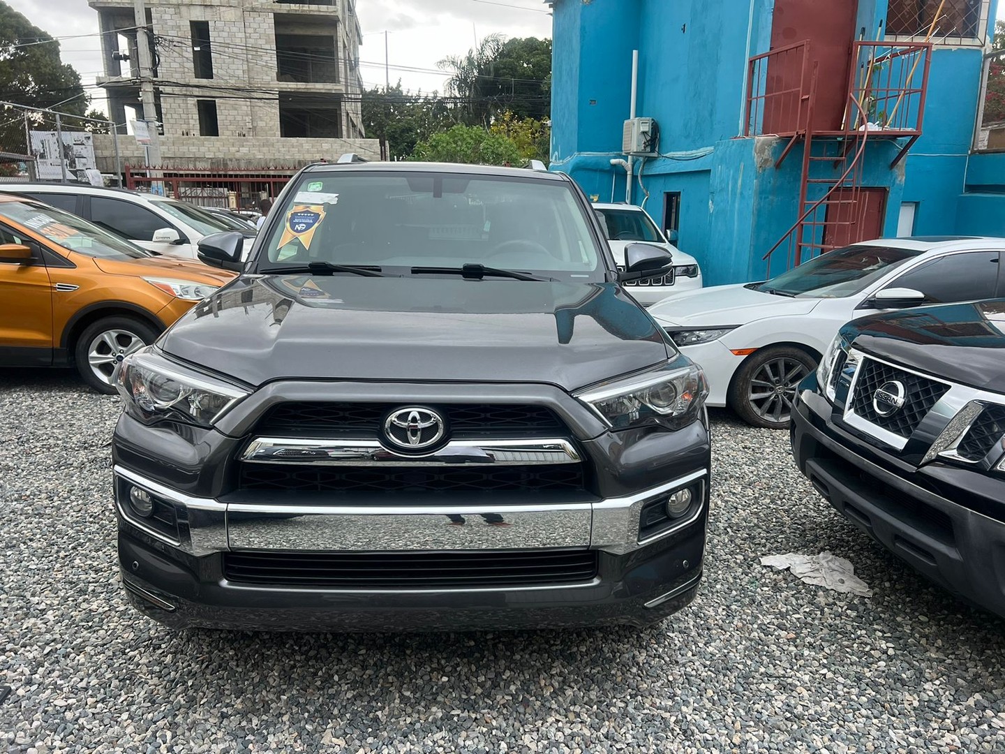 jeepetas y camionetas - toyota 4runner  5