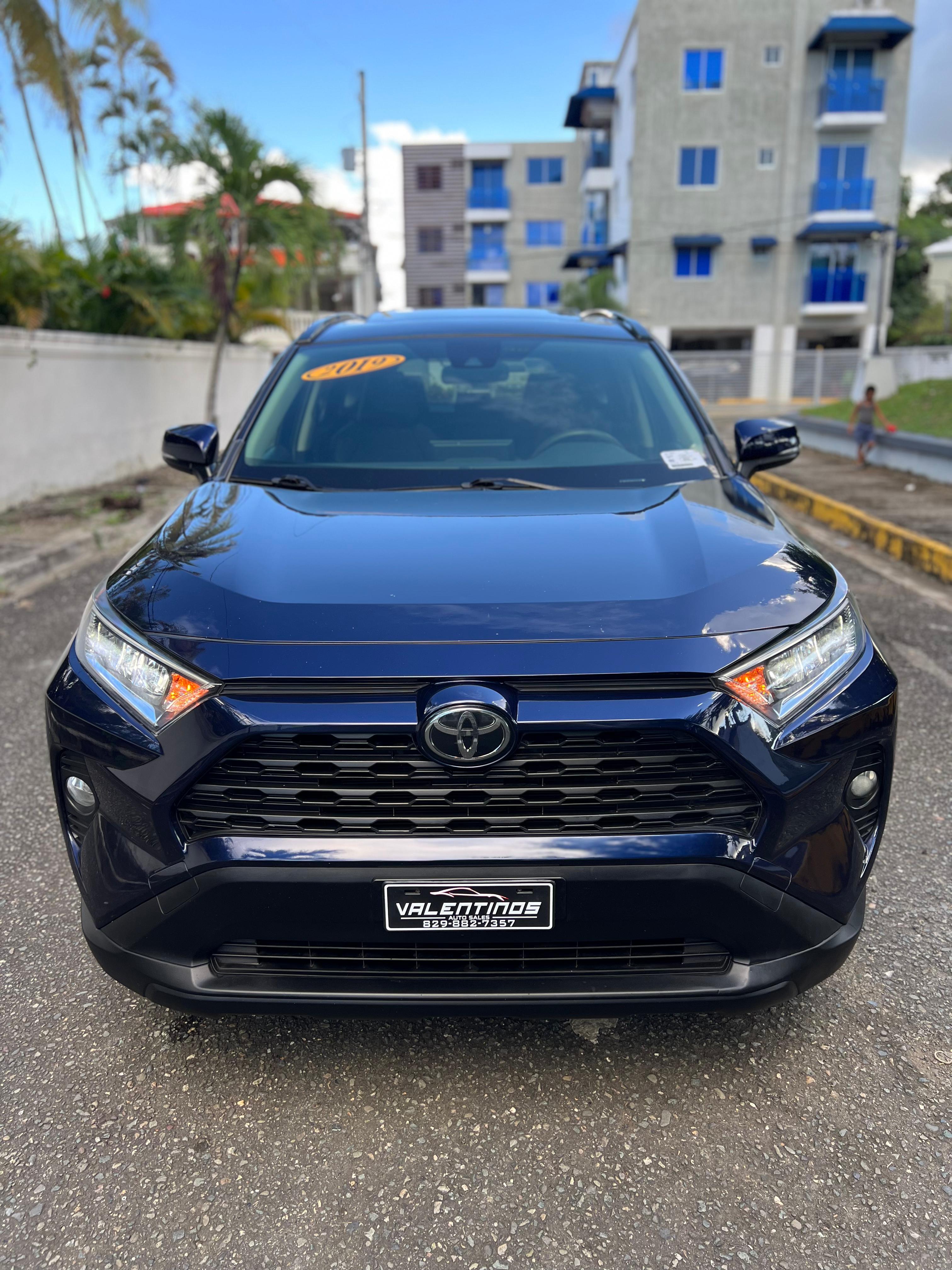 jeepetas y camionetas - Toyota rav4 2019 xle 