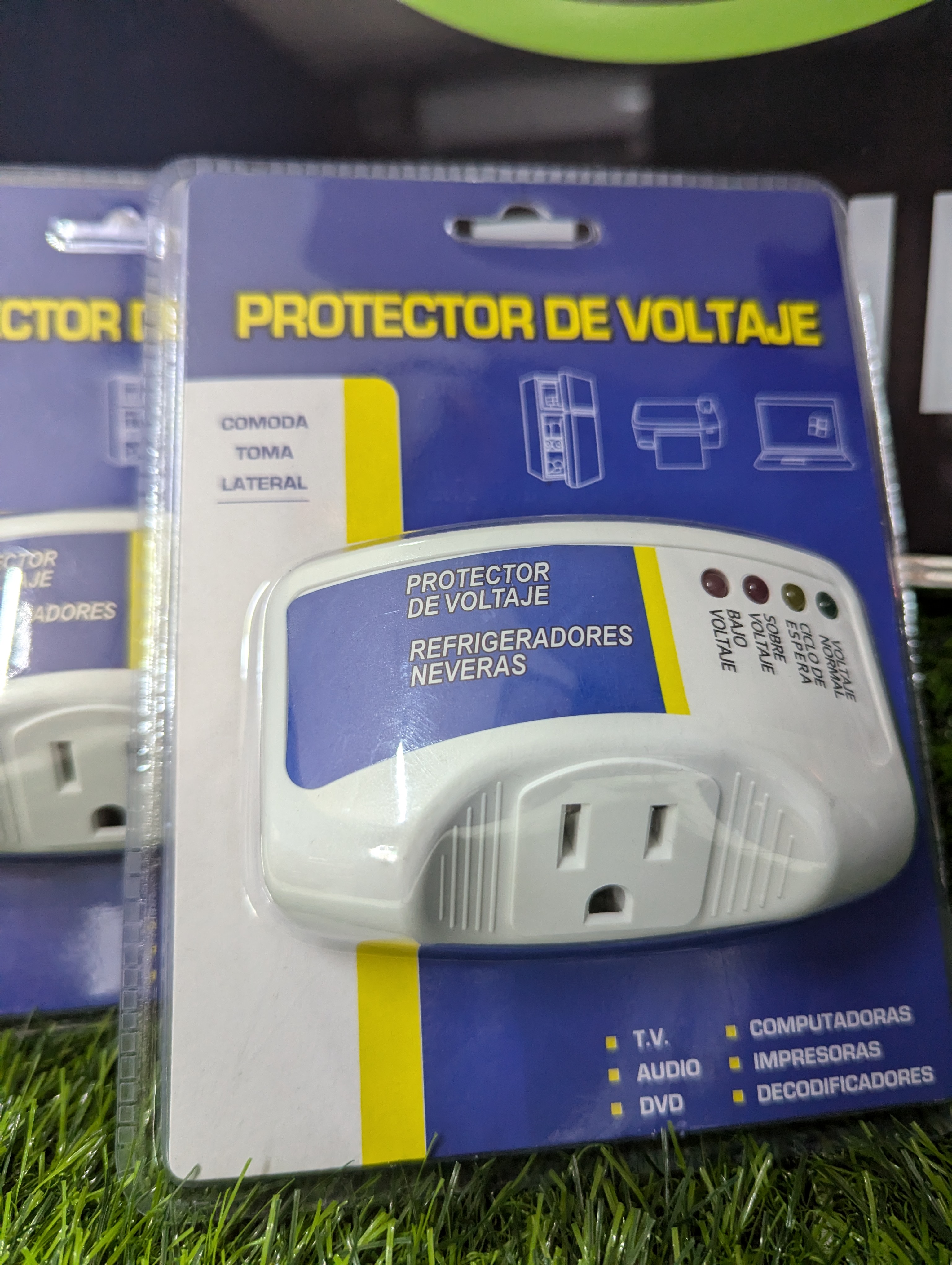 otros electronicos - protector de voltajes  1