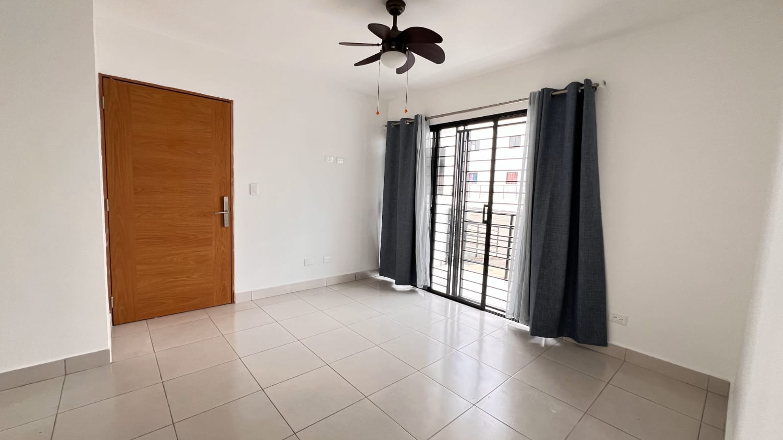 apartamentos - Apartamento Primera con Patio en Venta Santiago 