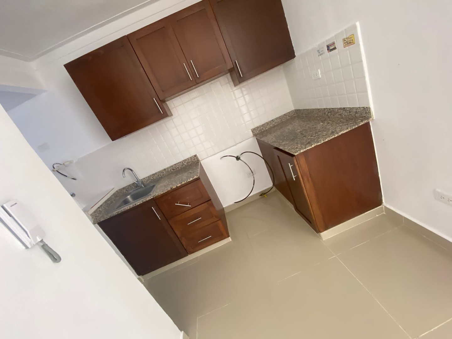 apartamentos - Apartamento en alquiler de 3 habitaciones en Santo Domingo oeste  3