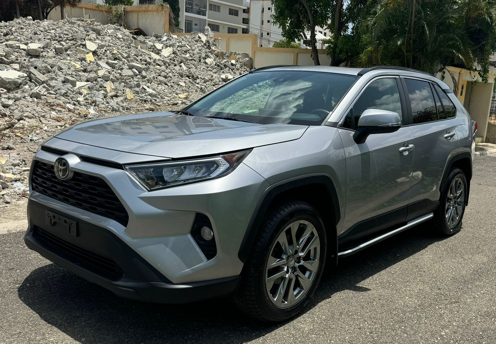 jeepetas y camionetas - Toyota rav4 2020 exl 5