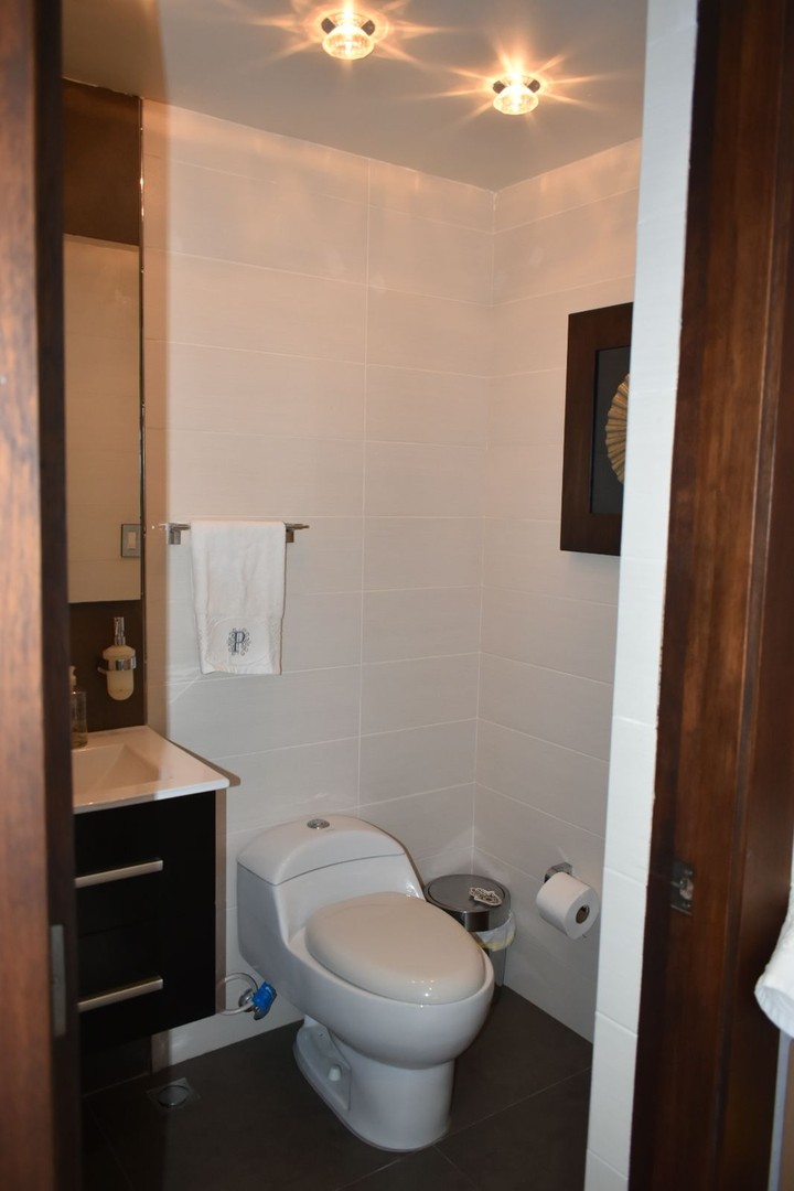 apartamentos - Evaristo Morales, Apartamento Con Estudio En Venta, Sin Mobiliarios!! 5