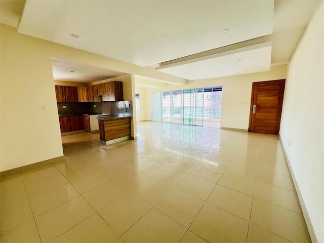 apartamentos - Excelente Apartamento en *Evaristo Morales* por tan solo  *US$1,200 0