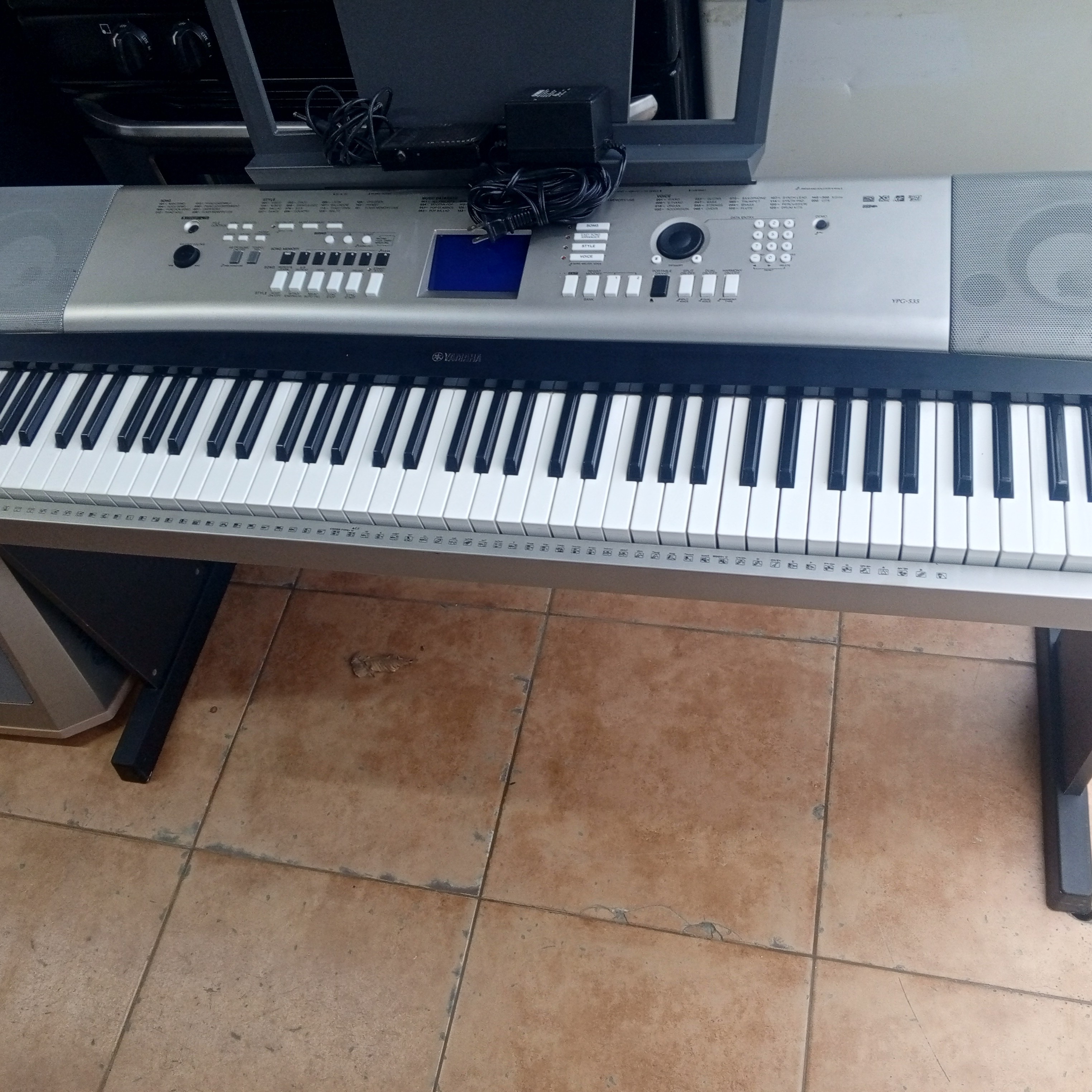 instrumentos musicales - piano YAMAHA YPG-505