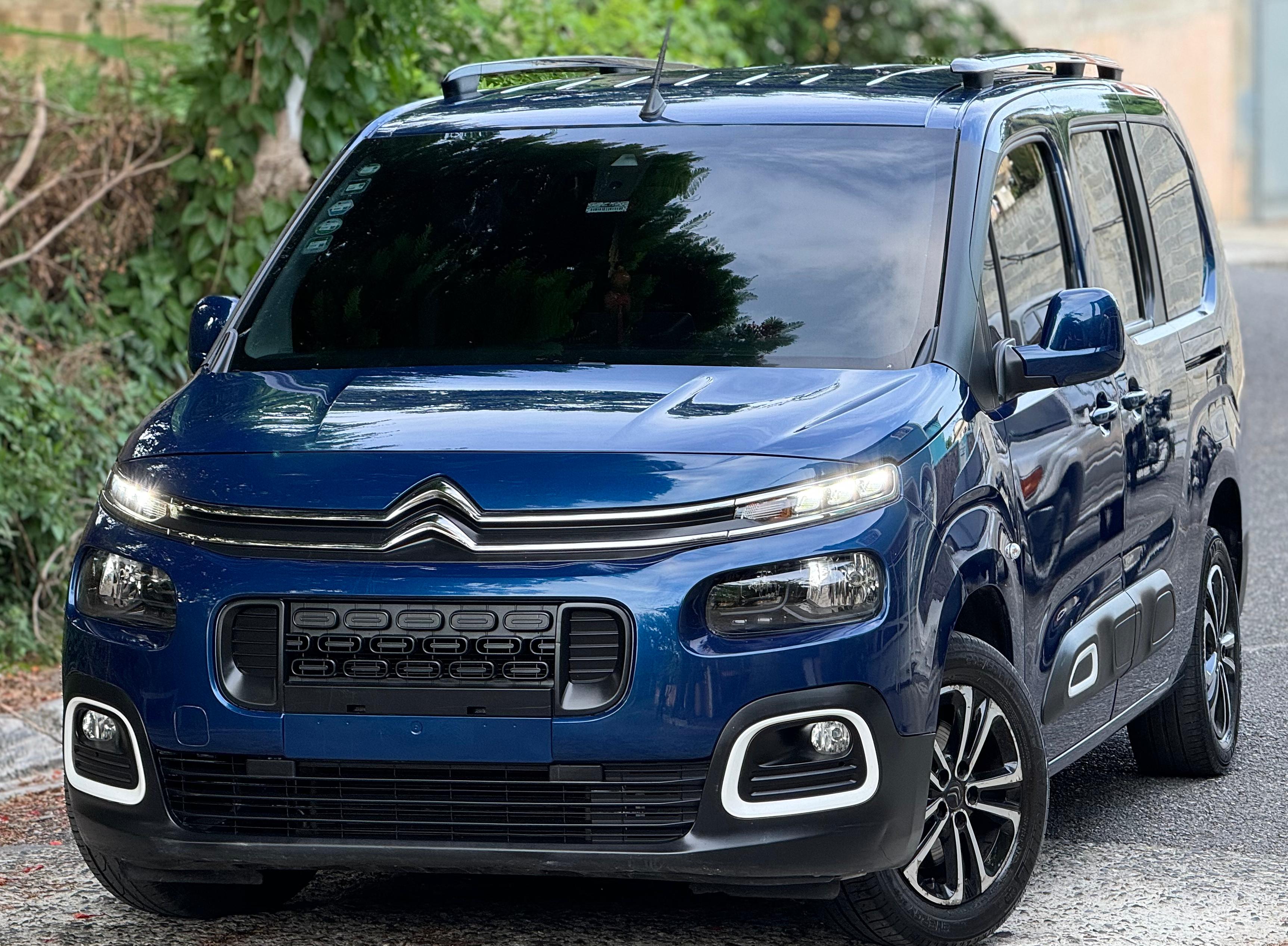 jeepetas y camionetas - Citroen Berlingo pasajeros/Carga 2020