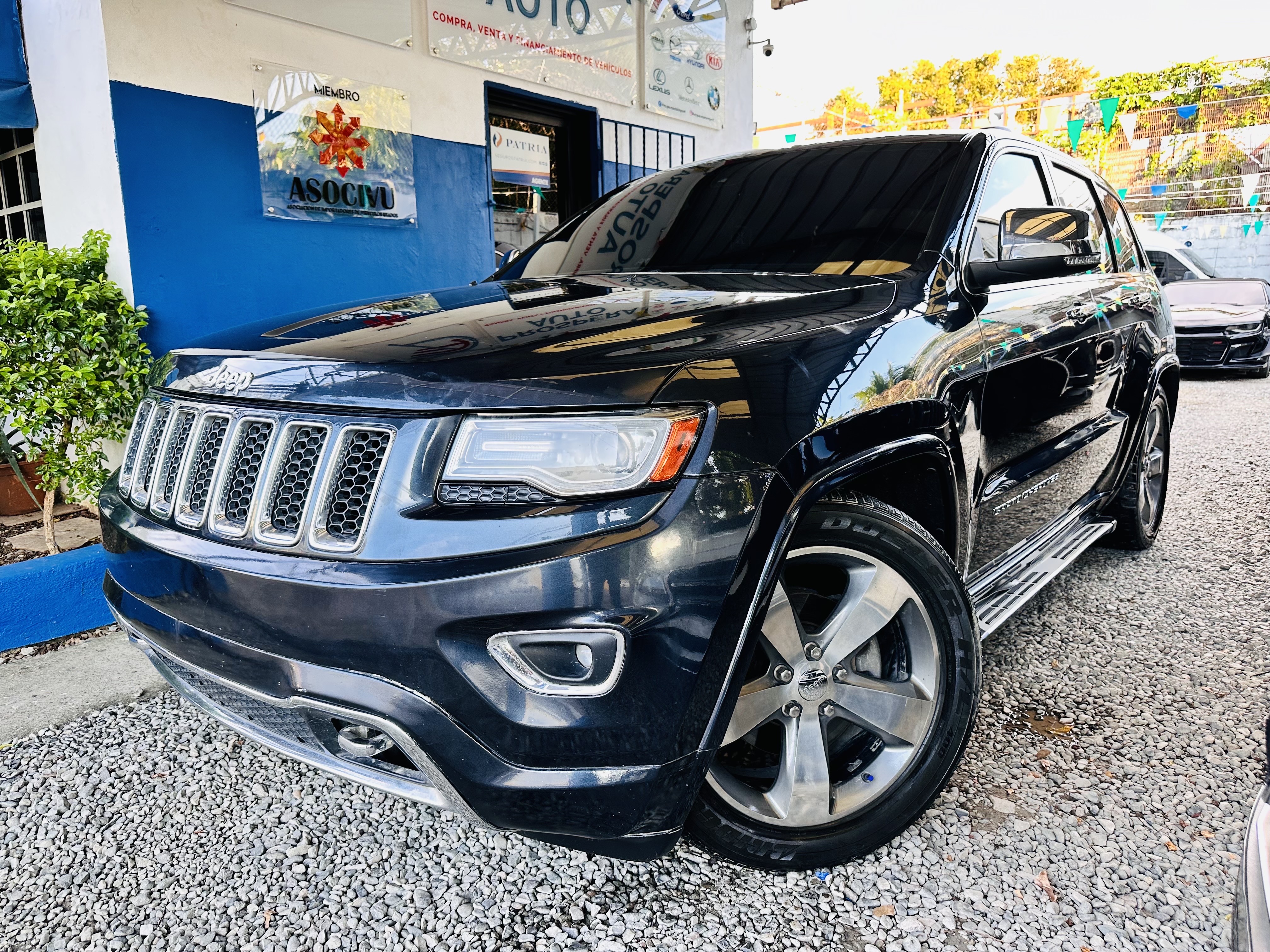 jeepetas y camionetas - jeep grand cherokee overland 2014 2