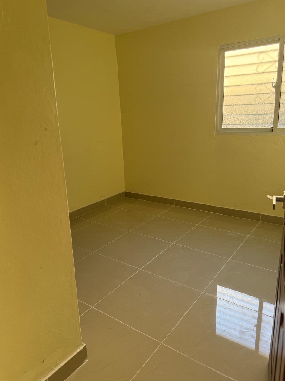 casas - Venta de casa en la charles de Gaulle Santo Domingo este  9