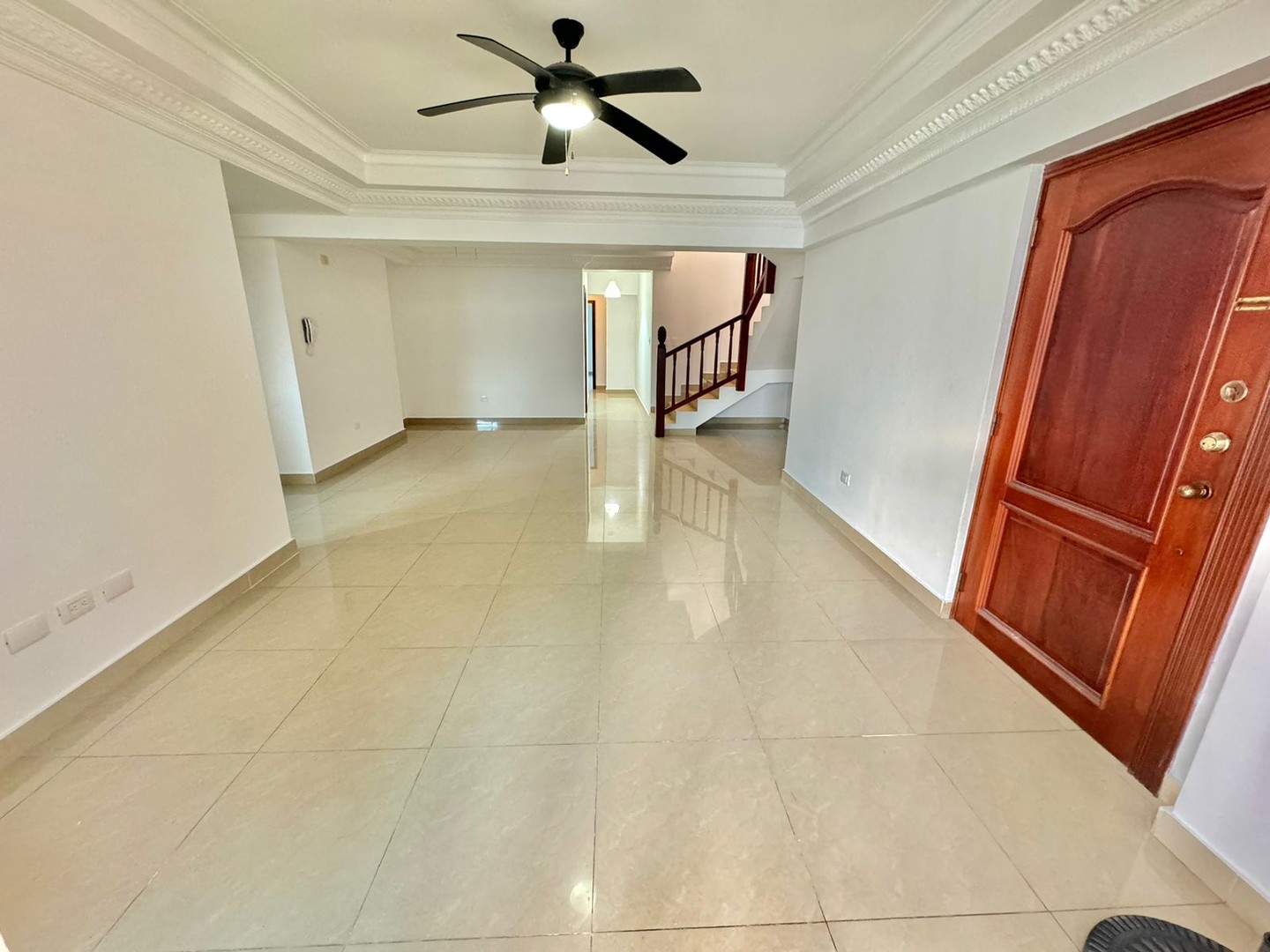 penthouses - Penthouse en Venta
BELLA VISTA SUR
USD 390,000.00
Mantenimiento: RD$8,000.00

