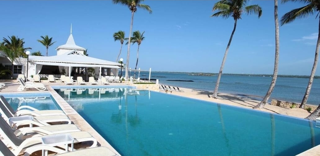 casas vacacionales y villas - Playa nueva romana vendo villa  1