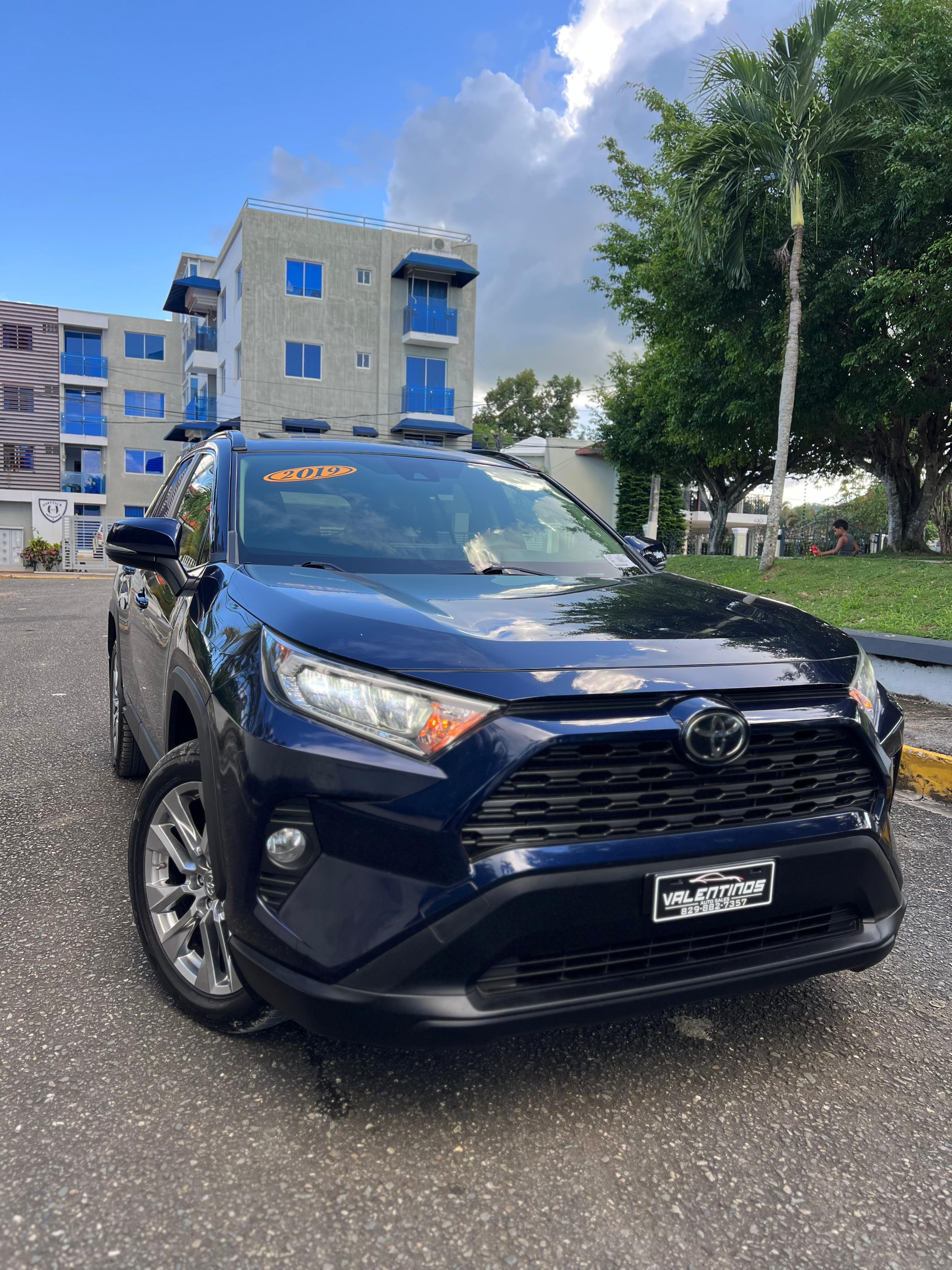 jeepetas y camionetas - Toyota rav4 2019 xle  2