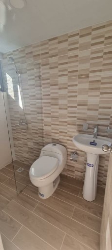 apartamentos - Venta de apartamento 4to nivel en la autopista las americas santo domingo este 4