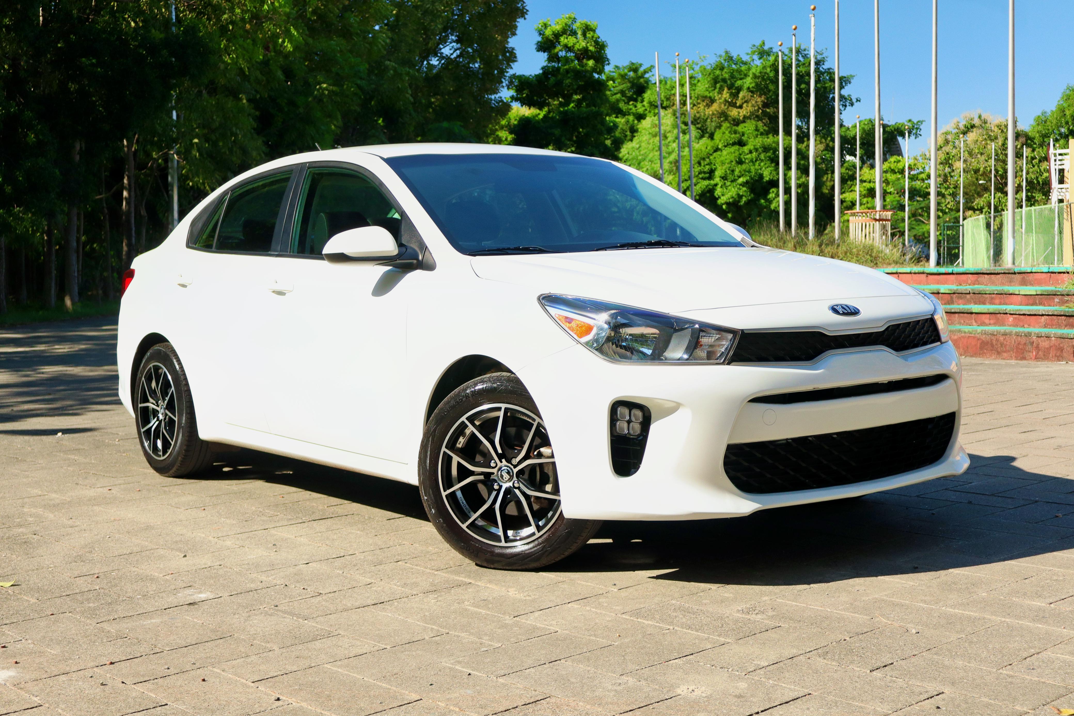 jeepetas y camionetas - Montate en este impecable kia rio S 2019 excelente condiciones 