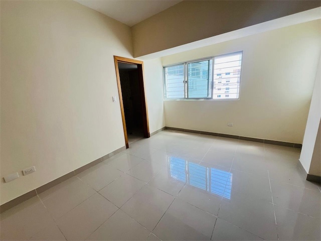 apartamentos - Excelente Apartamento en *Evaristo Morales* por tan solo  *US$1,200 1