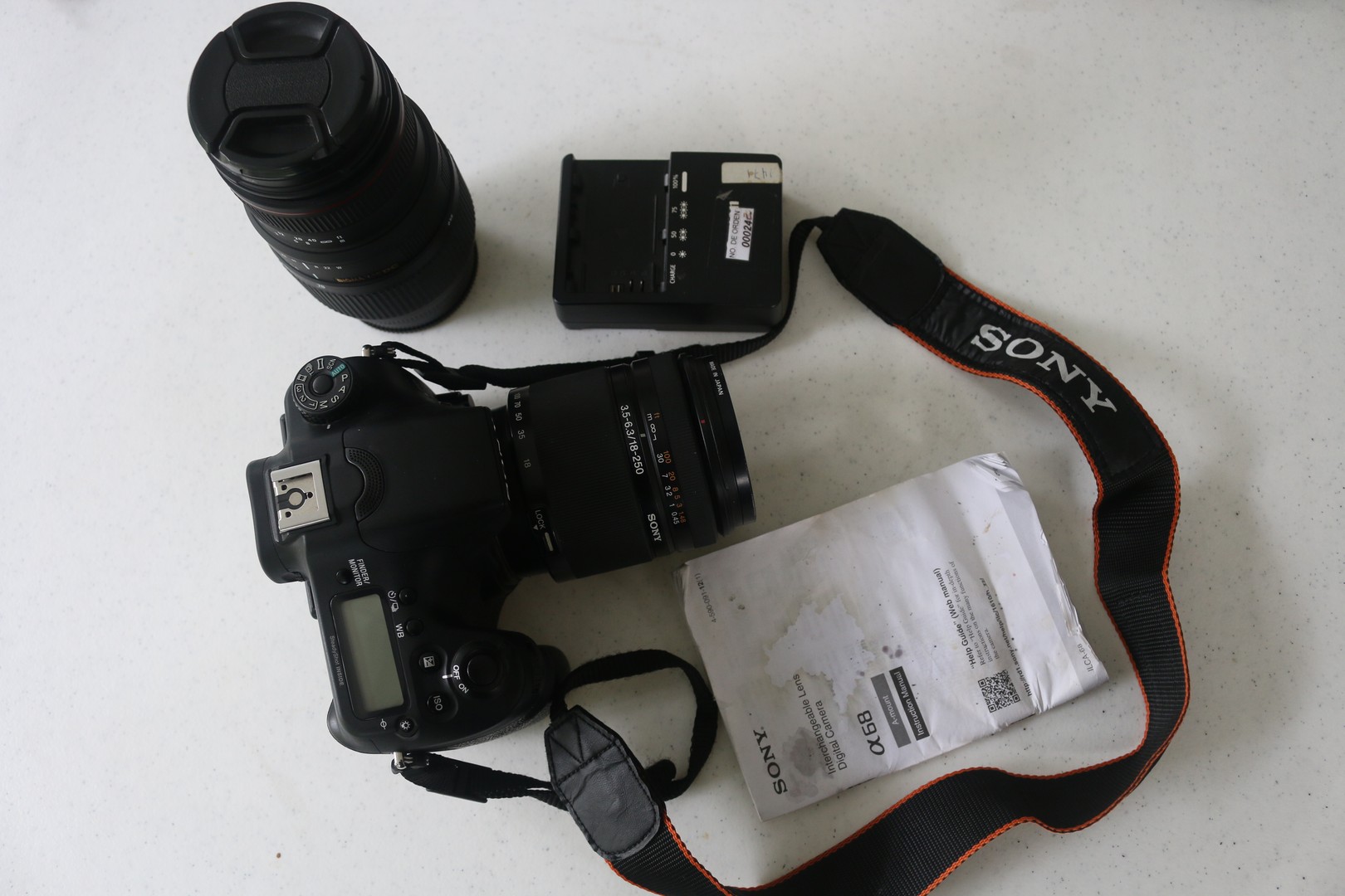 camaras y audio - Camara fotografica SONY alfa 68 con lentes 18-250 y 70-300 2