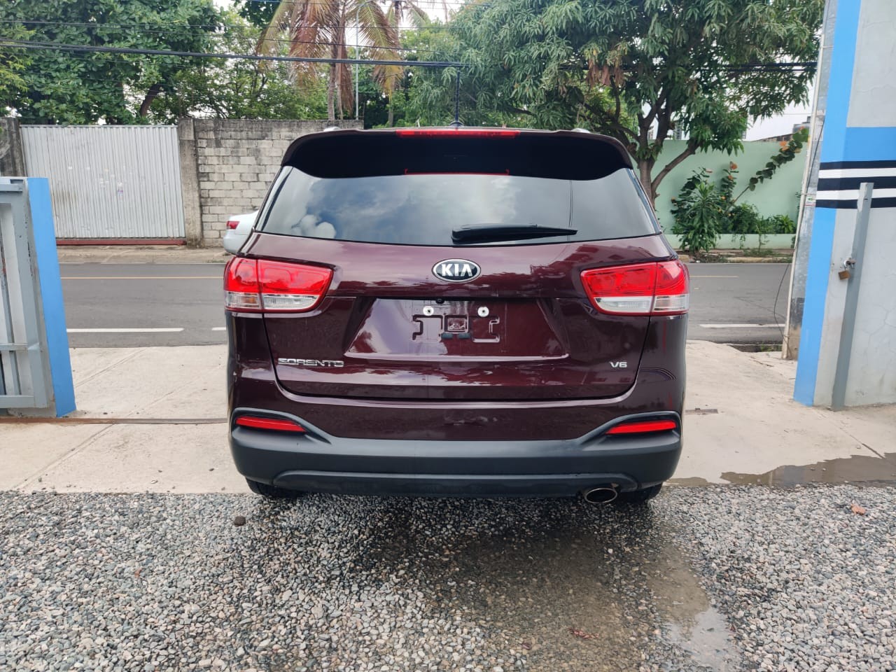 jeepetas y camionetas - 2017 KIA SORENTO FE AWD 7