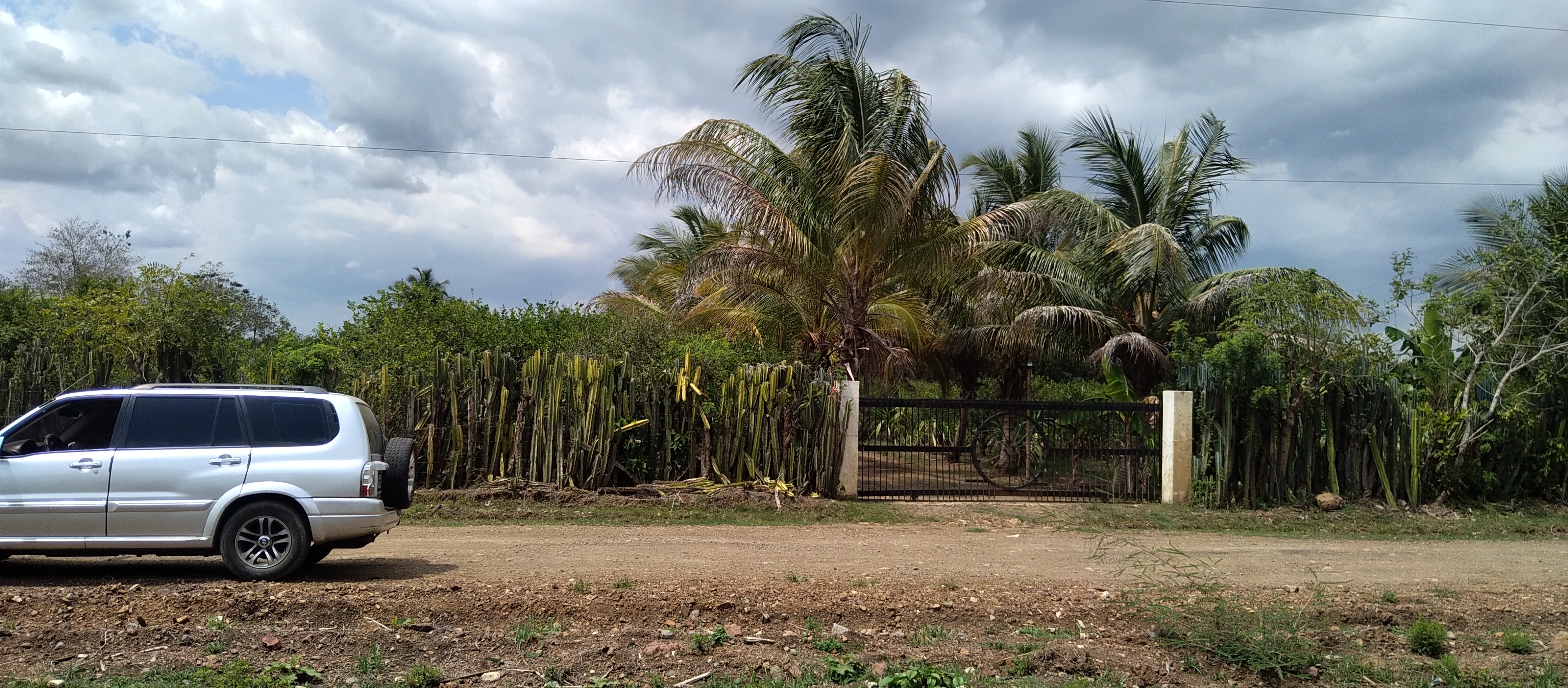 solares y terrenos - Terreno, área de 30,491.73M2, próximo al Merca. 9