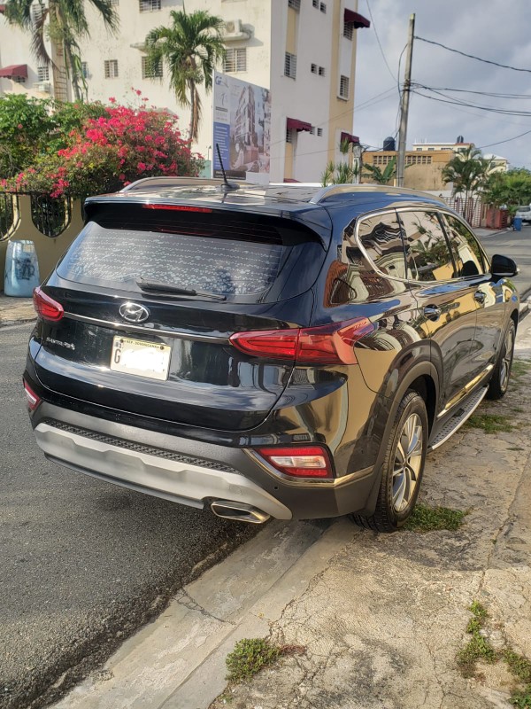 jeepetas y camionetas - Hiunday santa fe 2019 3