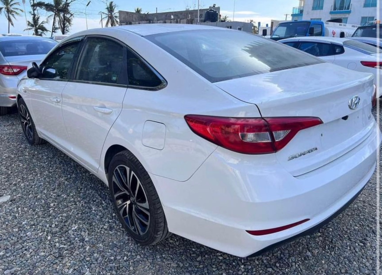 carros - Hyundai LF 2018 Color Original 1