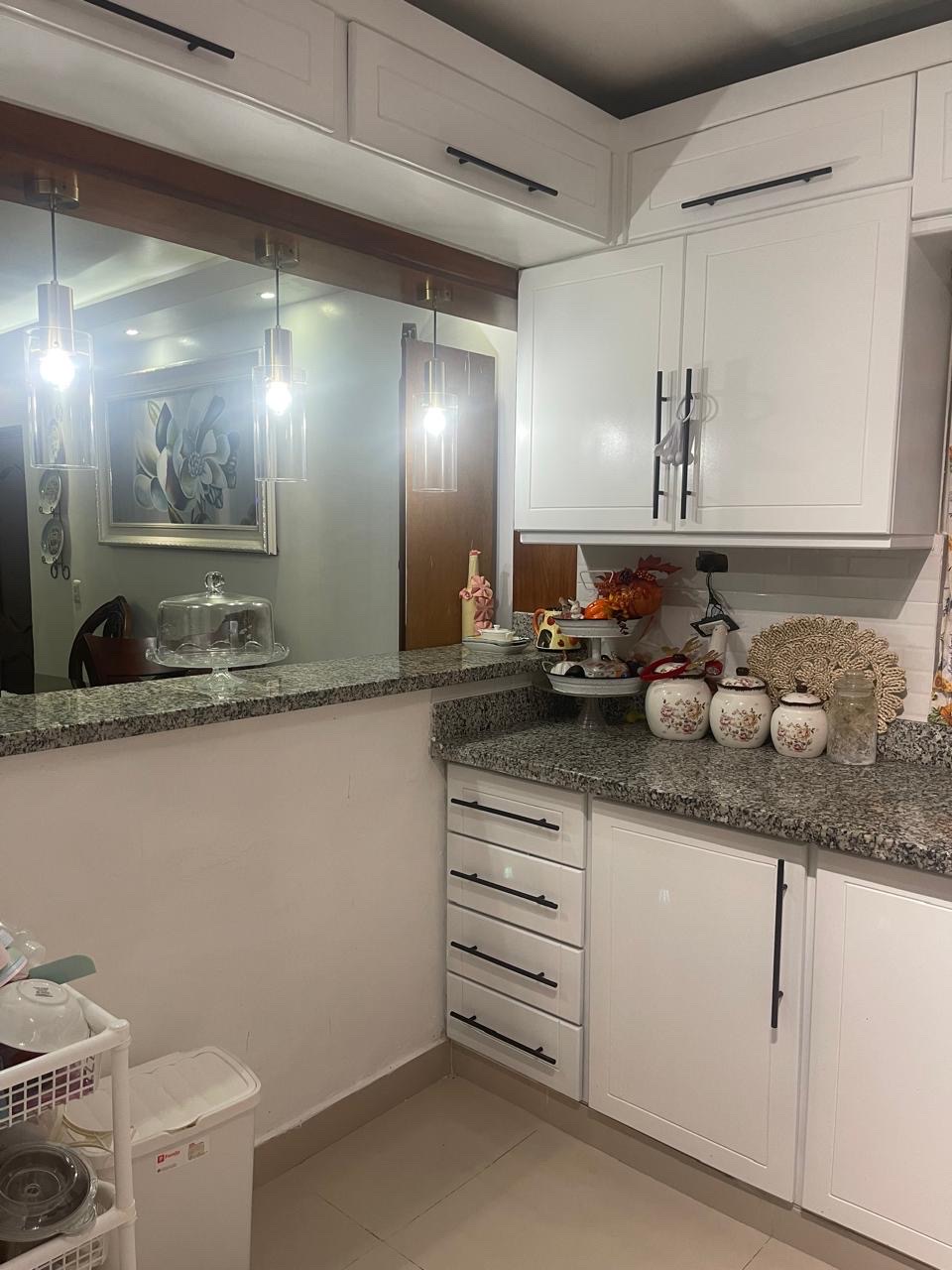 apartamentos - venta de apartamento primer piso con patio en la autopista de san Isidro  2