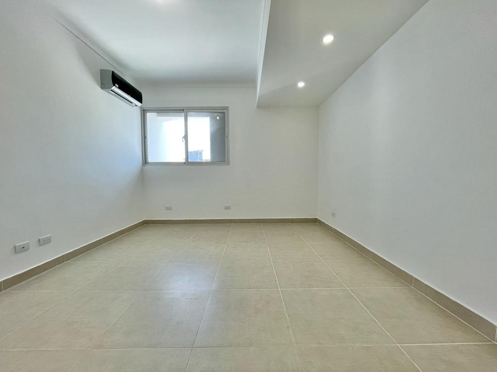 apartamentos - Alquiler / 2 habitaciones / Línea Blanca / Evarist 4