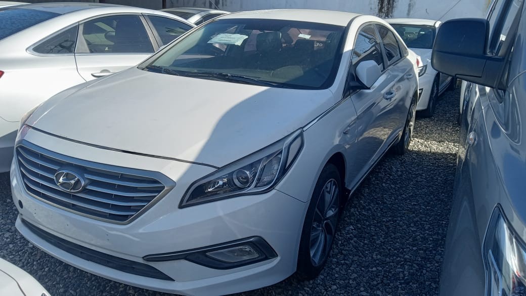 carros - HYUNDAI SONATA 2017 BLANCO RECIEN IMPORTADO.