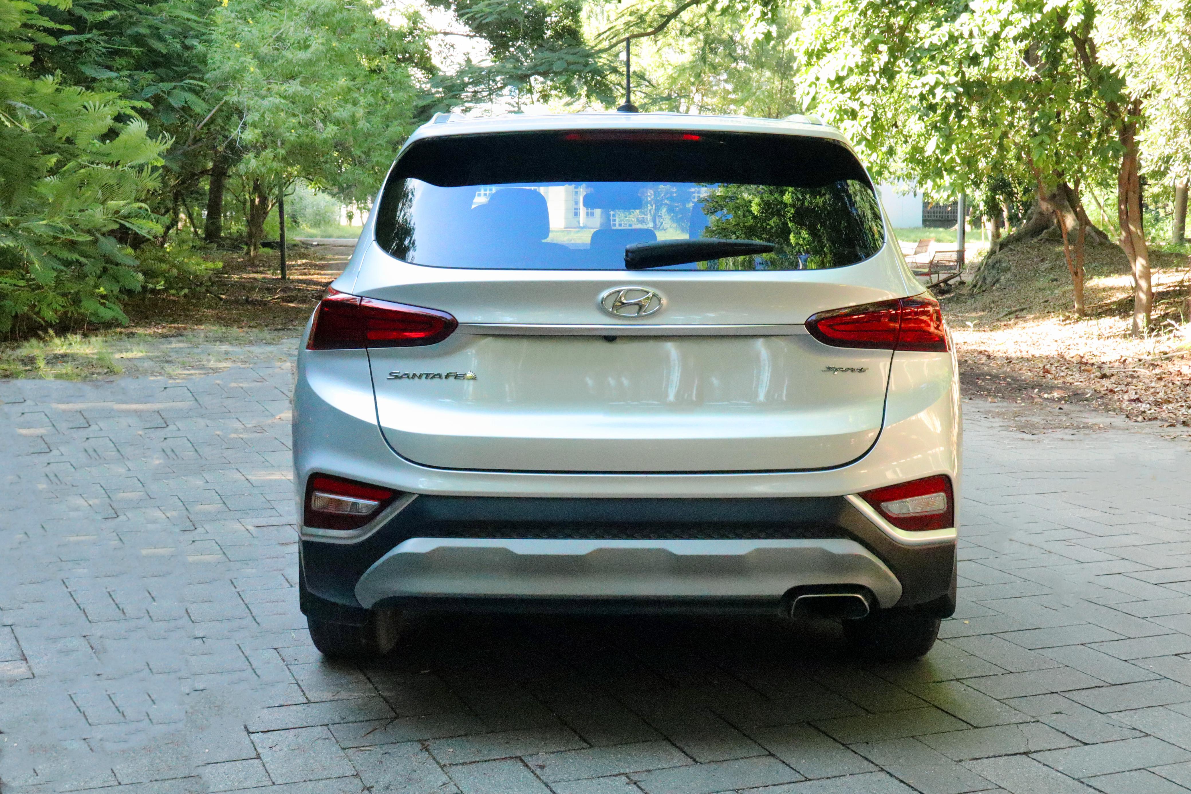 jeepetas y camionetas - Hyundai santa fe SE 2019 excelente condiciones  4