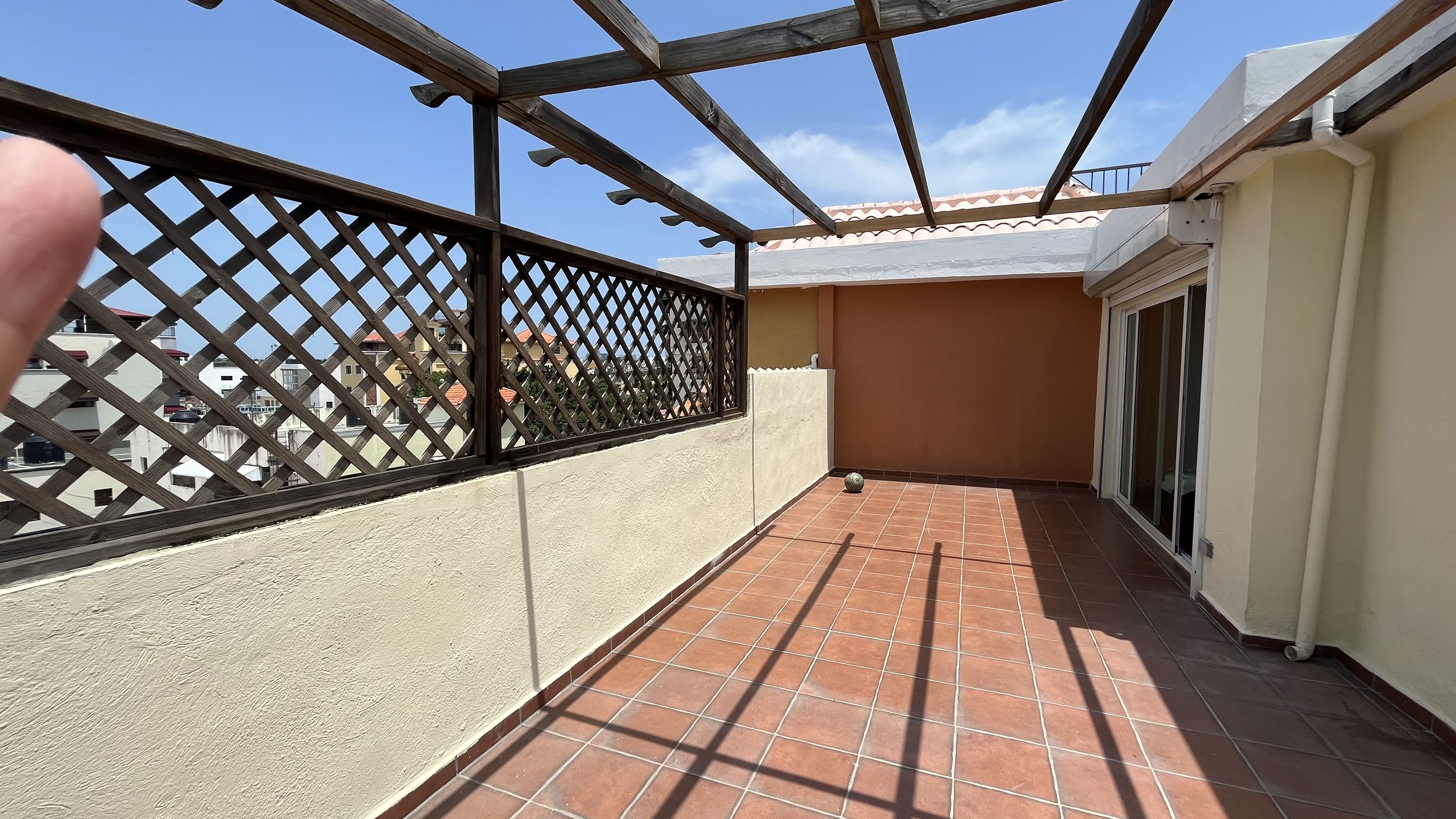 apartamentos - Apartamento con terraza en colinas de los rios