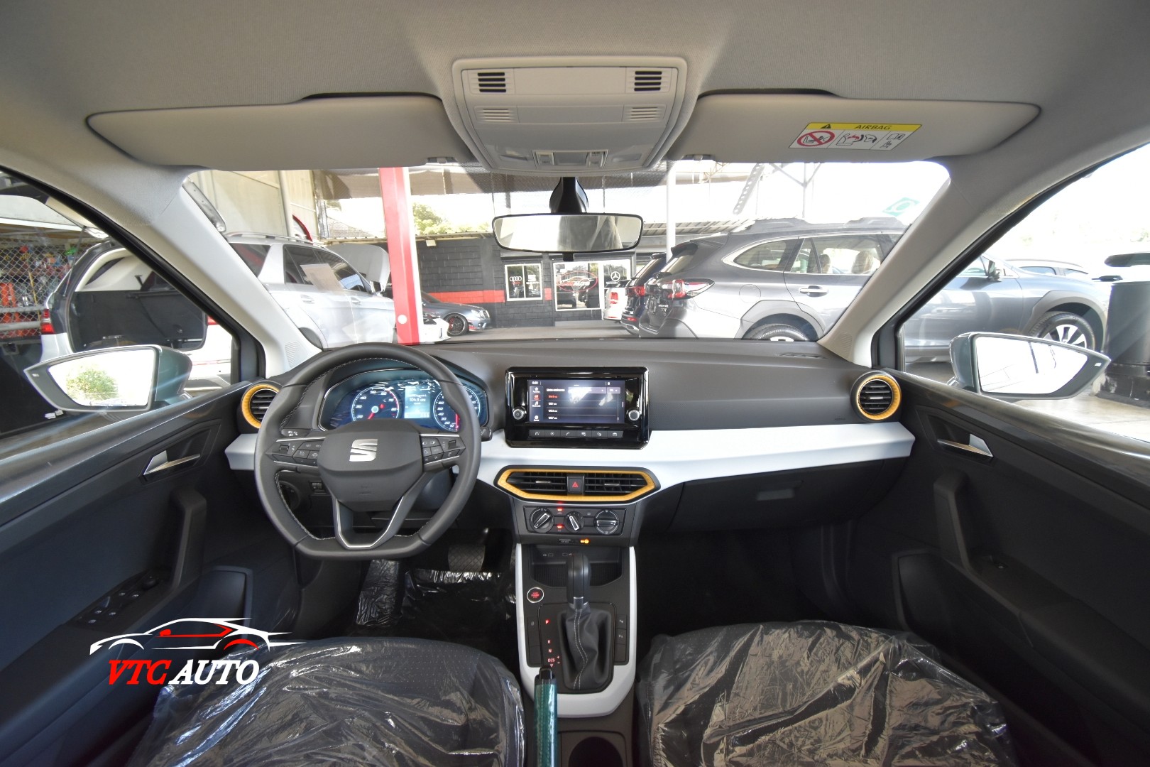 jeepetas y camionetas - Seat Arona RS 2023, Nueva con su garantía 4