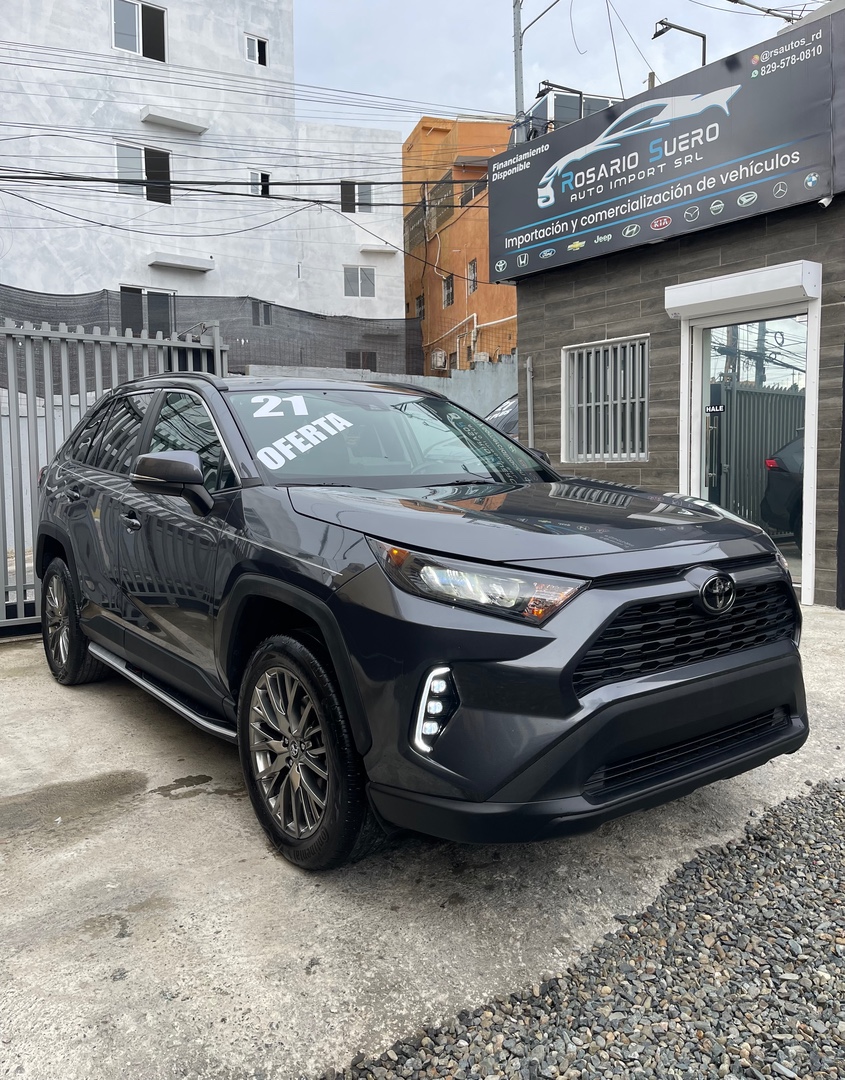 jeepetas y camionetas - Toyota Rav4 Le Plus 2021