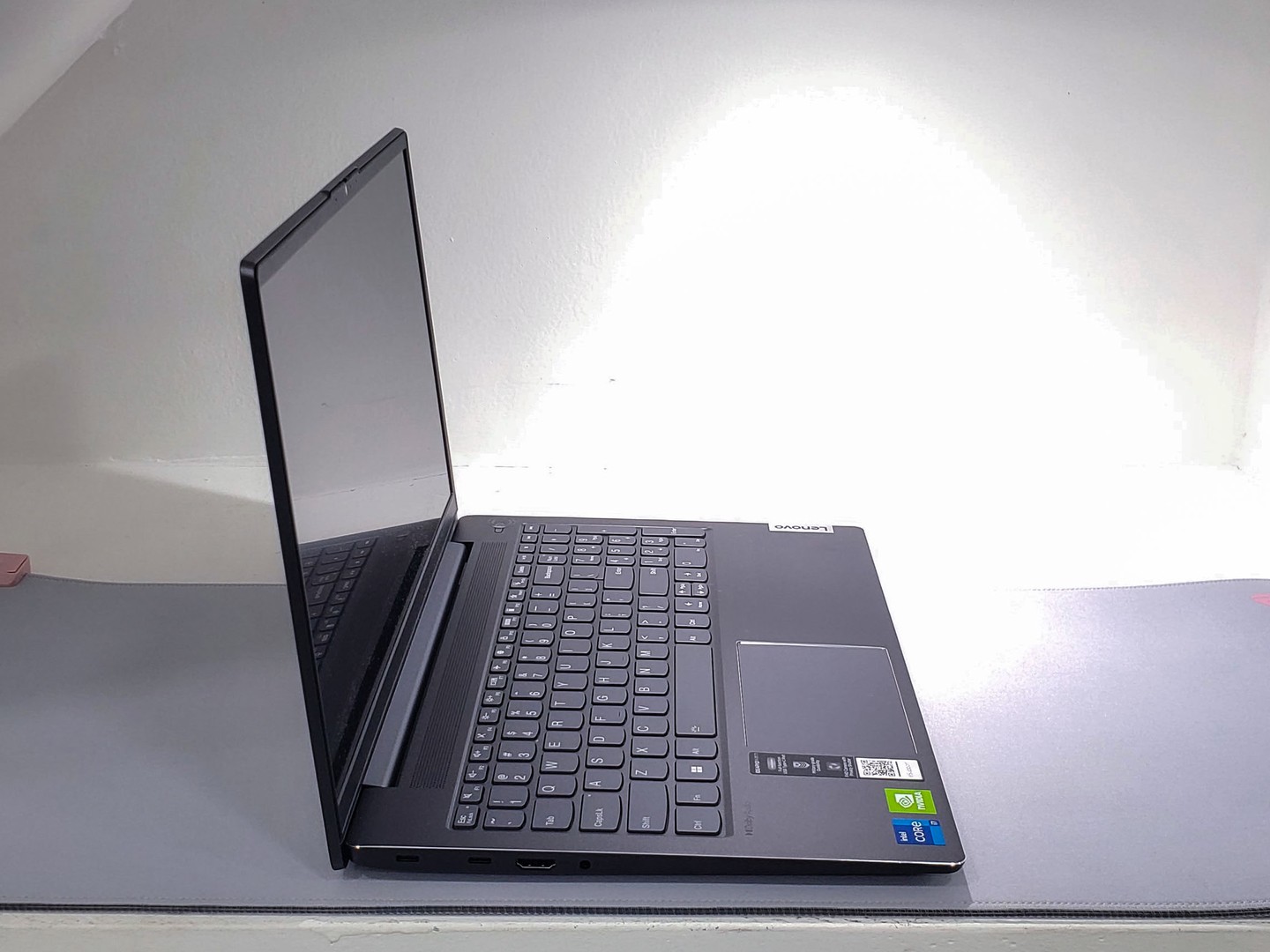 computadoras y laptops - Laptop Lenovo Ideapad 5 15IAL7 i7 MX550 1
