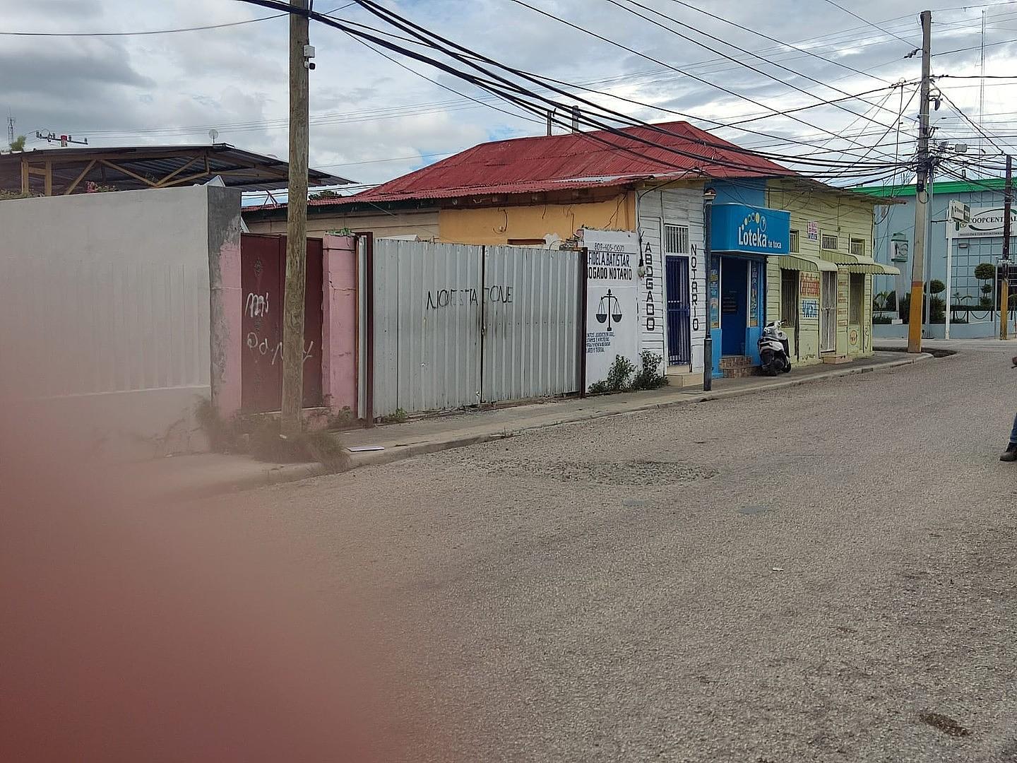 solares y terrenos - Solar en zona comercial  3