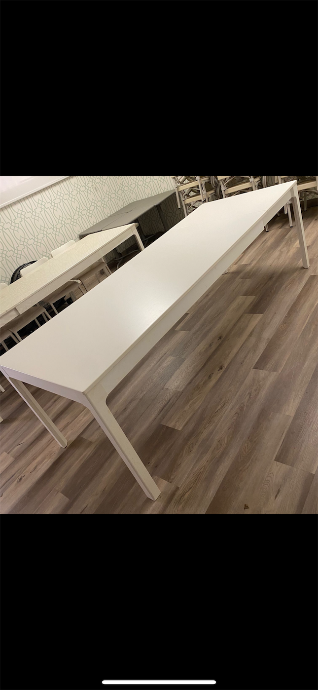 muebles y colchones - Mesa blanca extendible 