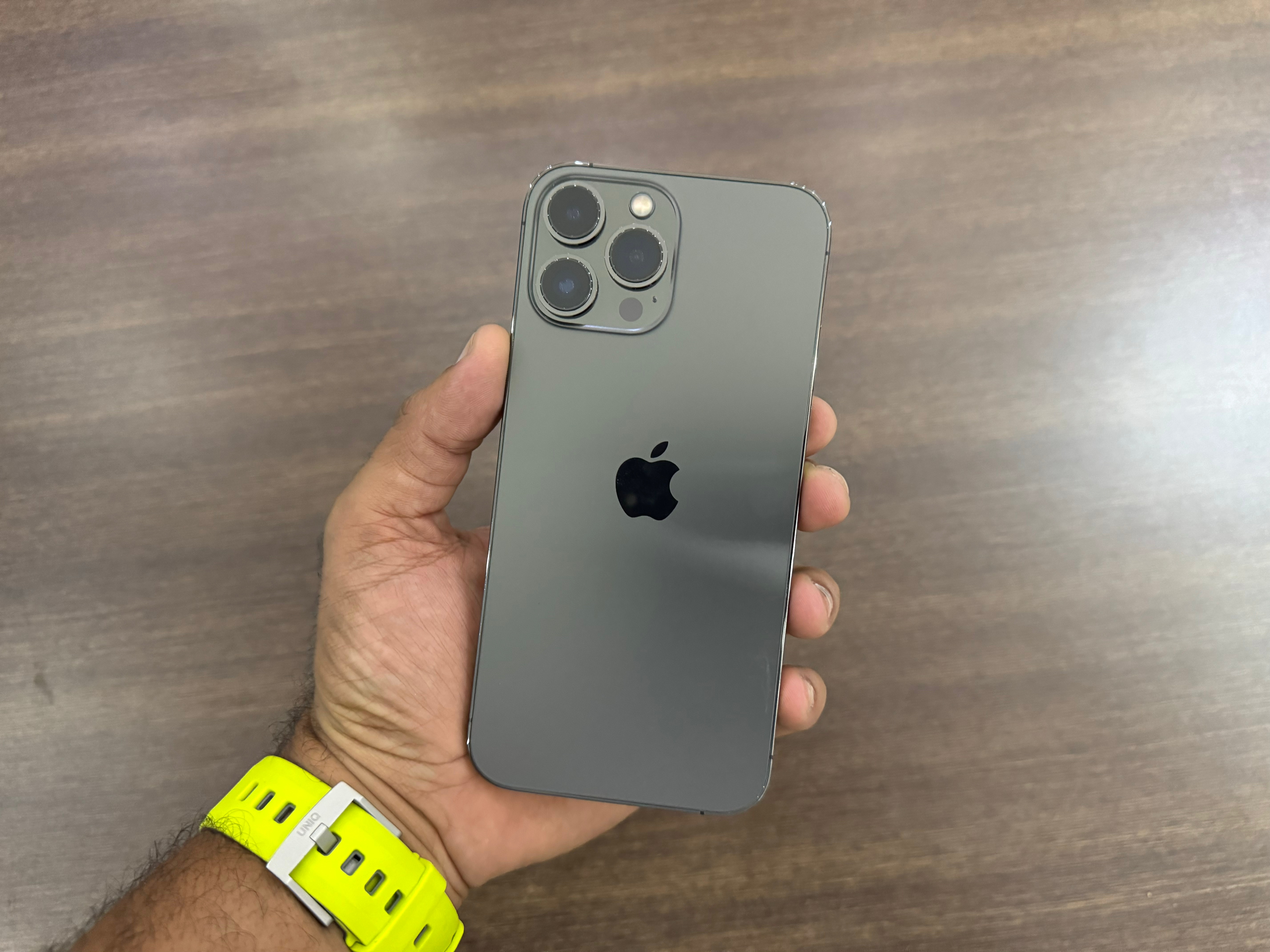 celulares y tabletas - iPhone 13 Pro 256GB Graphite Como Nuevo, Desbloque