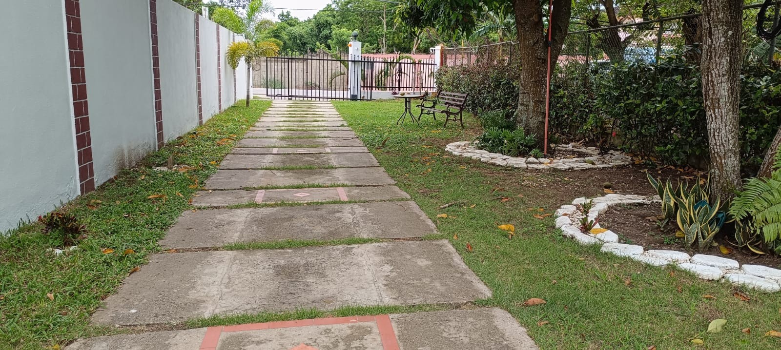 casas - CASA DE VENTA EN LAGUNA PRIETA PUÑAL, SANTIAGO. 6