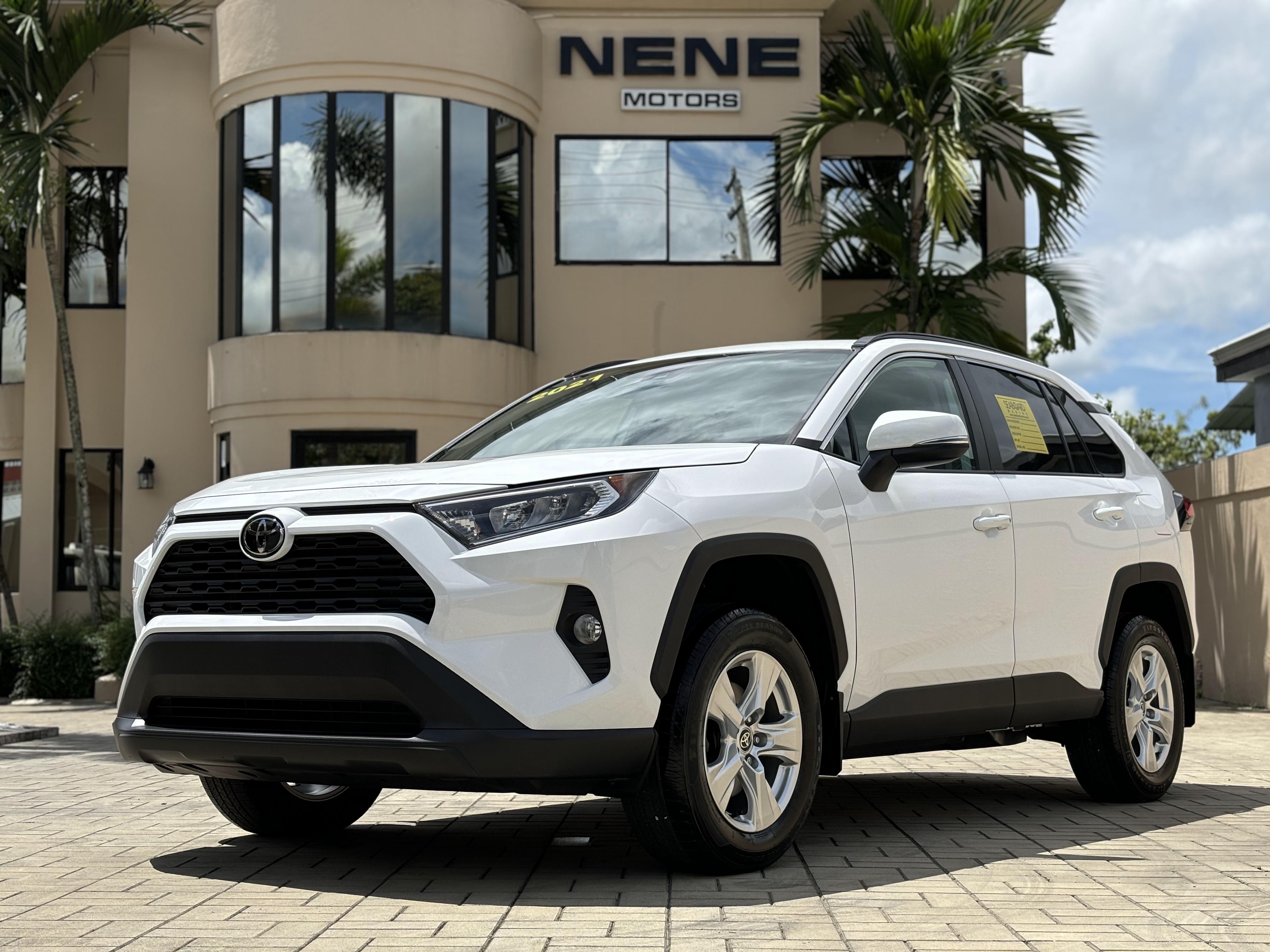 jeepetas y camionetas - Toyota Rav4 XLE año 2021 Recién Importada.