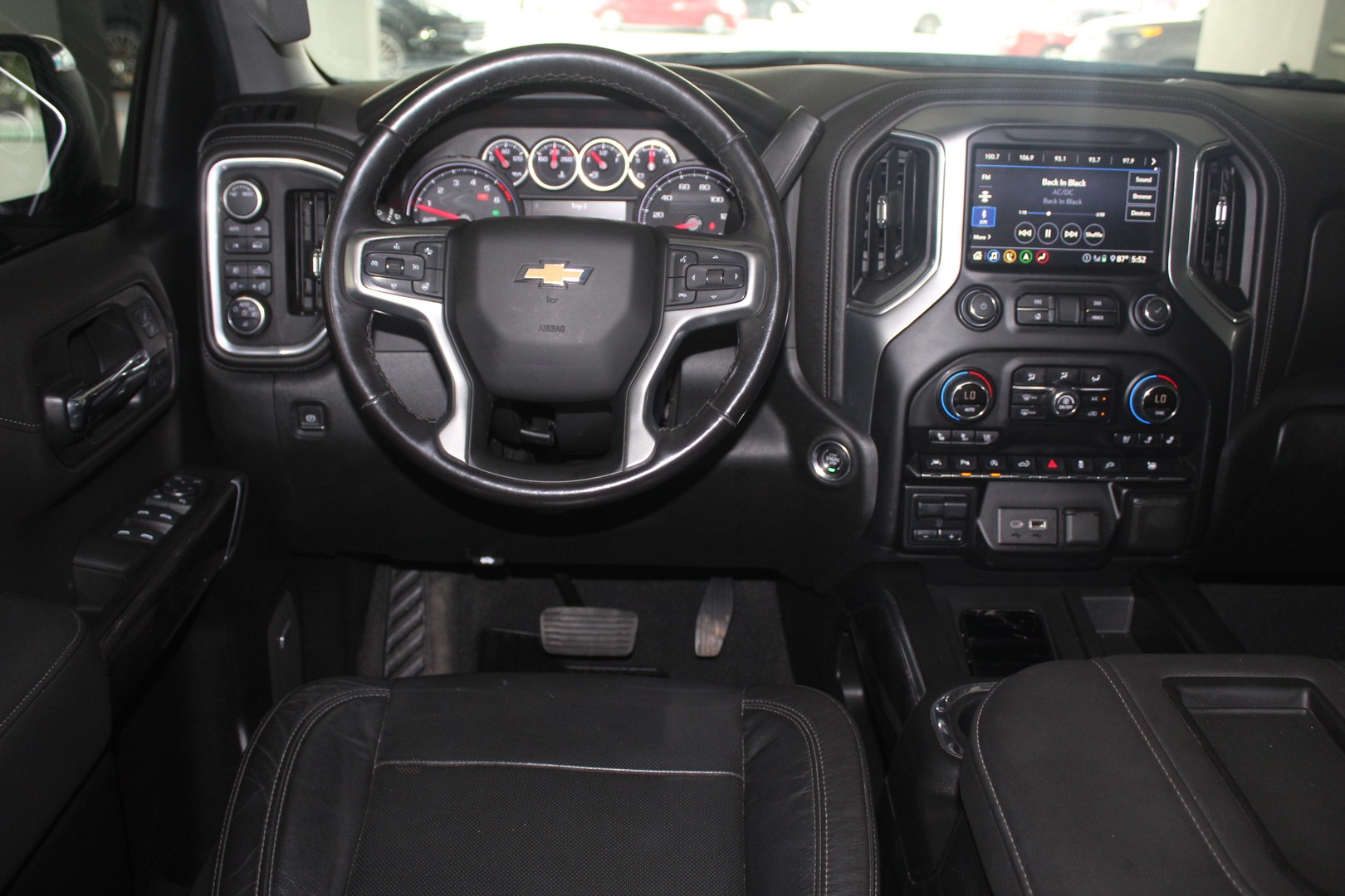 jeepetas y camionetas - CHEVROLET SILVERADO LTZ 2020 7